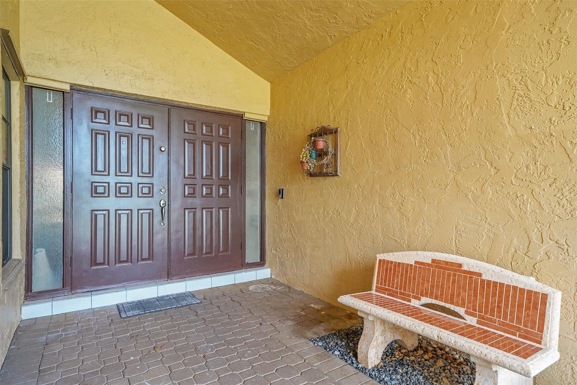 Jacaranda Lakes - Residential