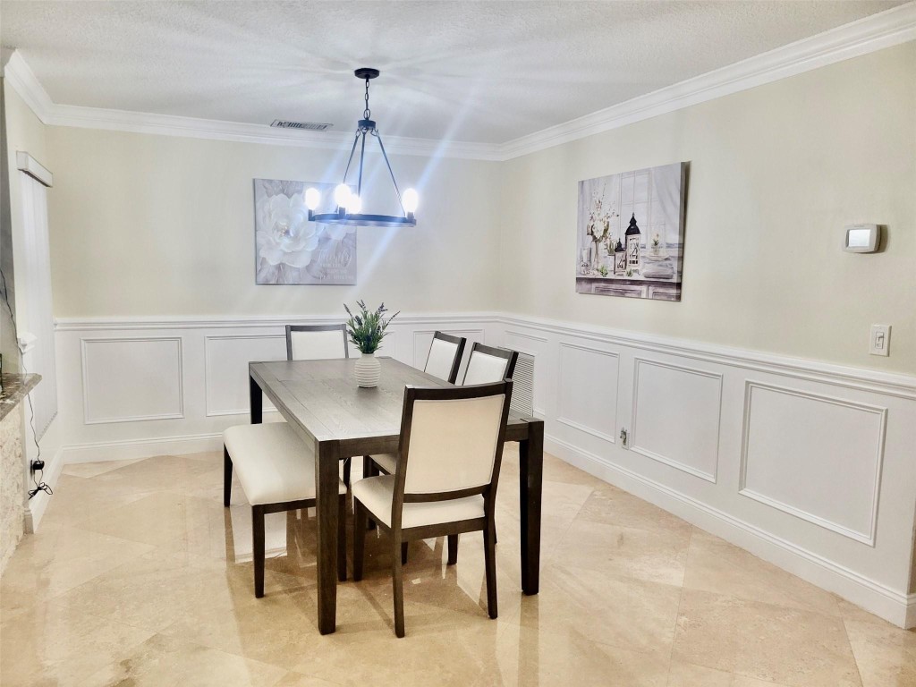 Jacaranda Lakes - Residential