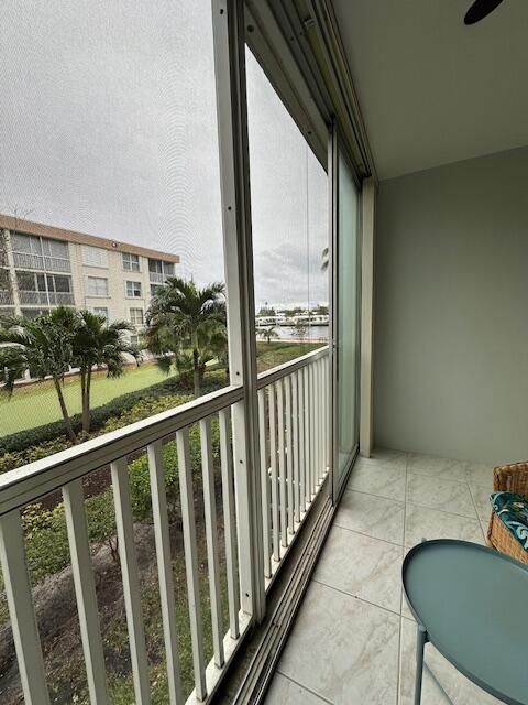 SEAGATE OF GULFSTREAM CONDO - Residential