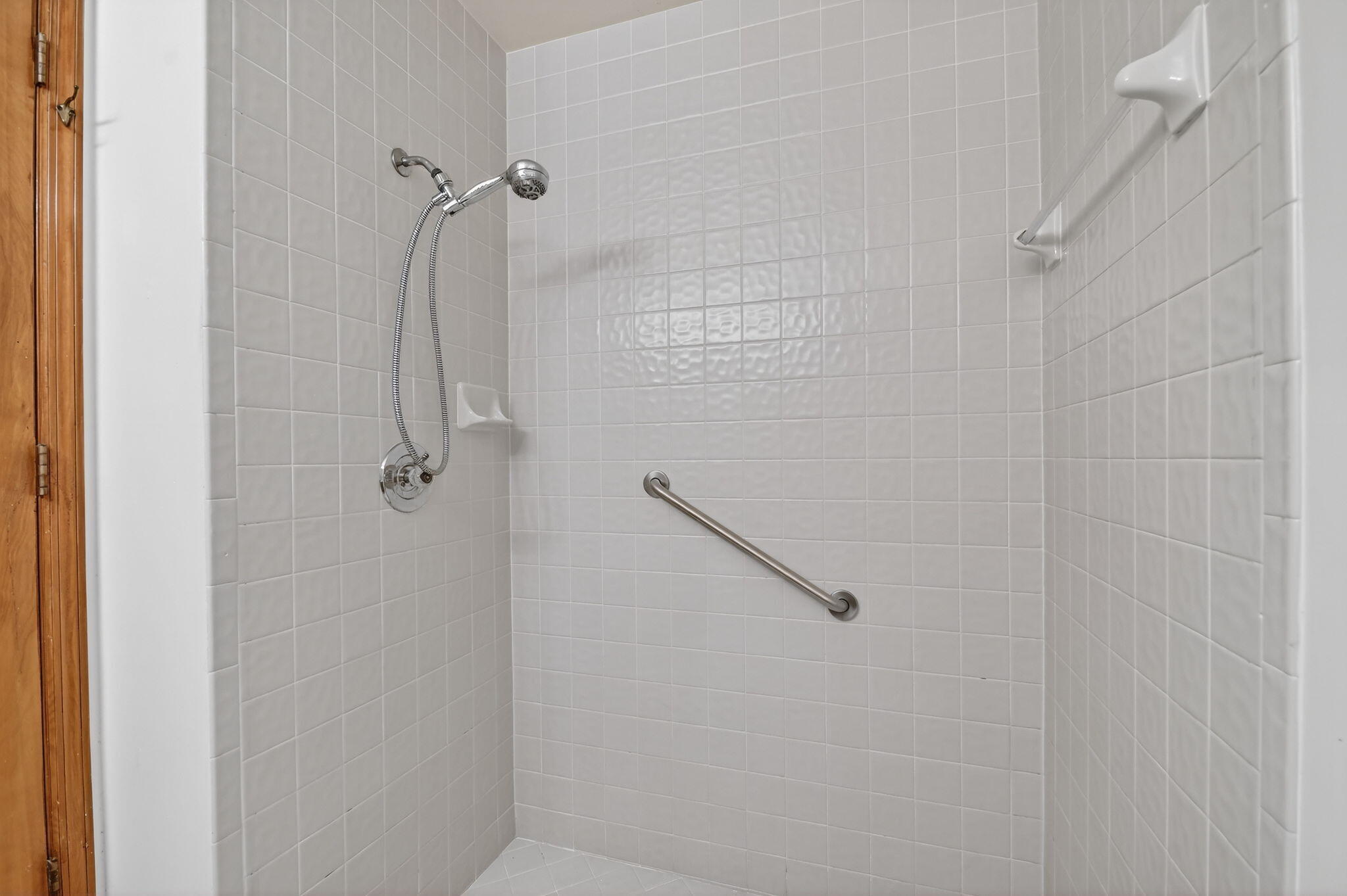 GREENVIEW SHORES 1 OF WELLINGTON - Residential