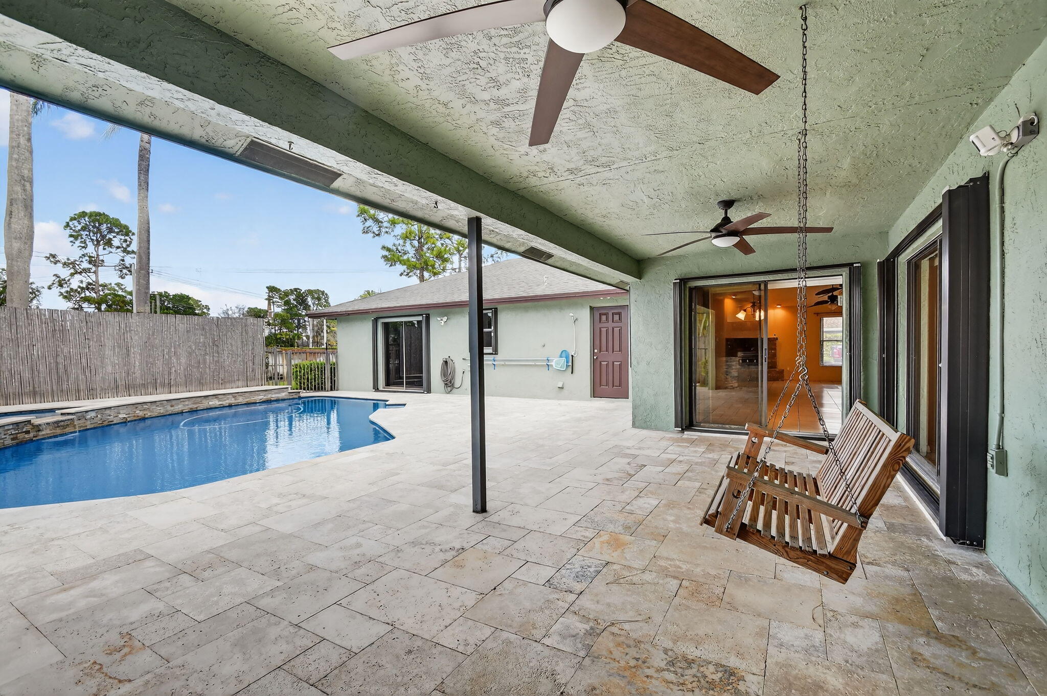 GREENVIEW SHORES 1 OF WELLINGTON - Residential