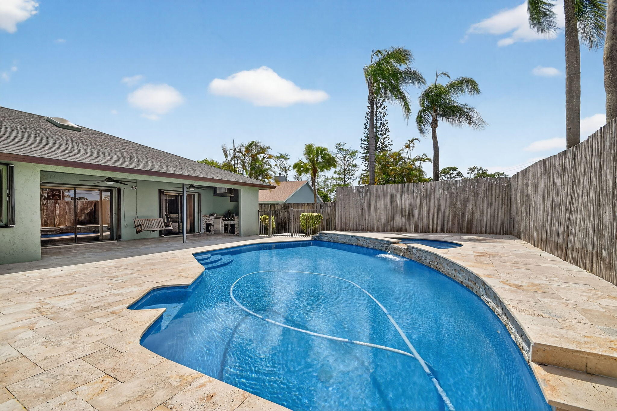 GREENVIEW SHORES 1 OF WELLINGTON - Residential