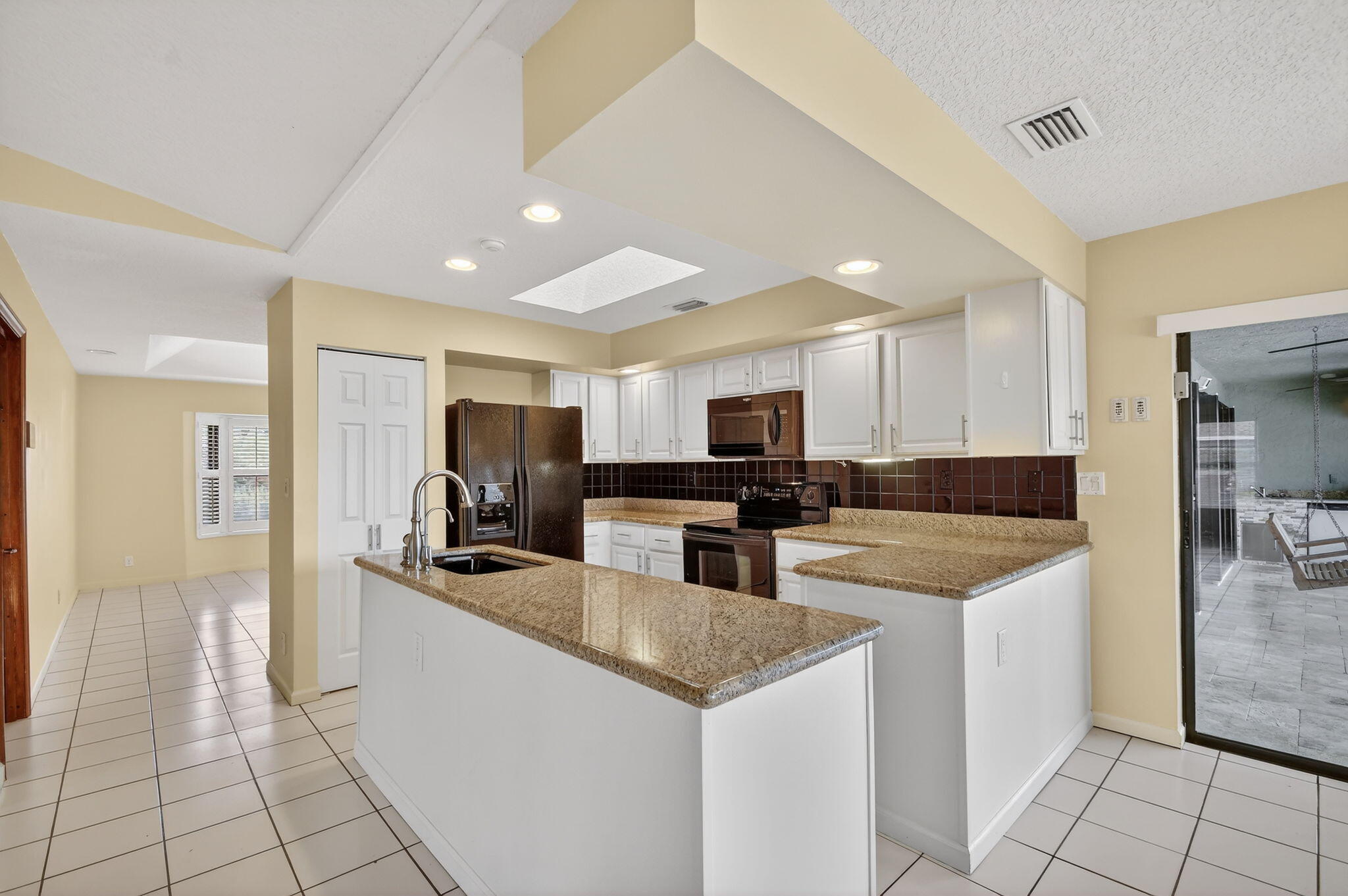 GREENVIEW SHORES 1 OF WELLINGTON - Residential