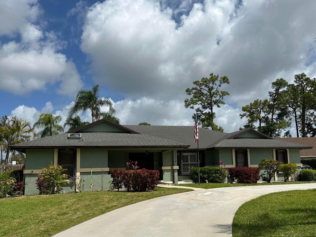 Photo of 1074 Northumberland Court, Wellington, FL 33414 (MLS # B26009842)