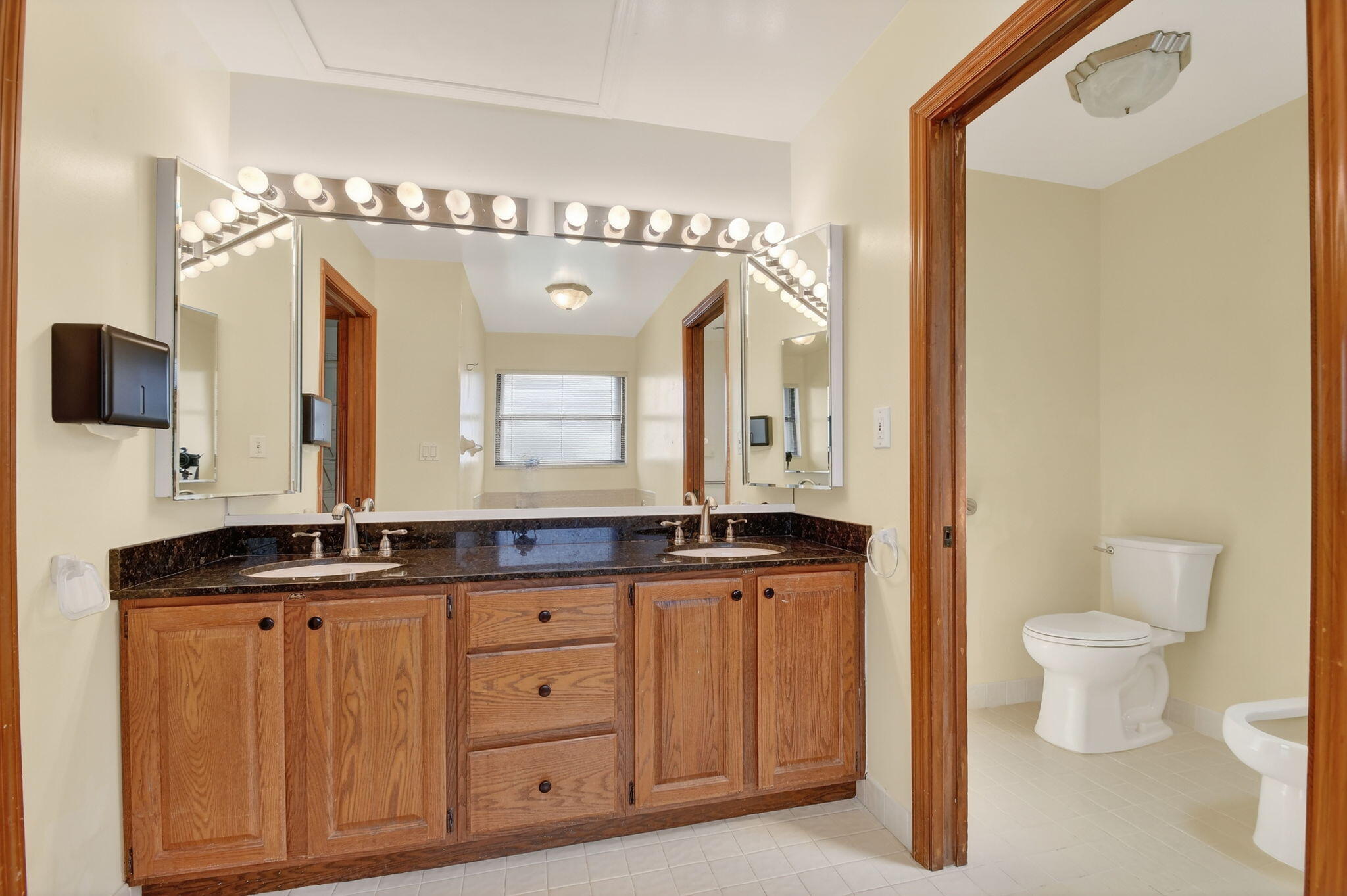 GREENVIEW SHORES 1 OF WELLINGTON - Residential