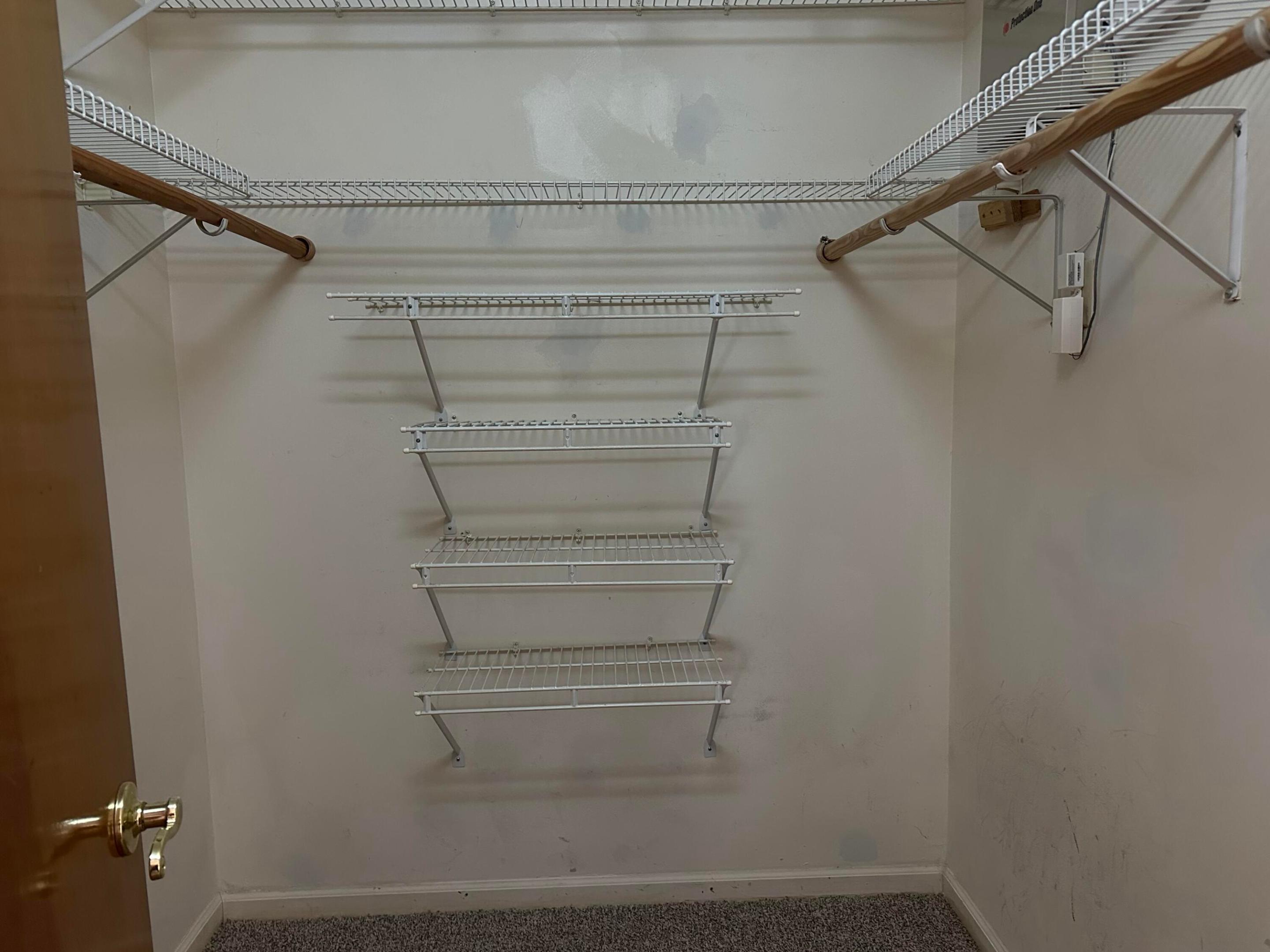 GREENVIEW SHORES 1 OF WELLINGTON - Residential