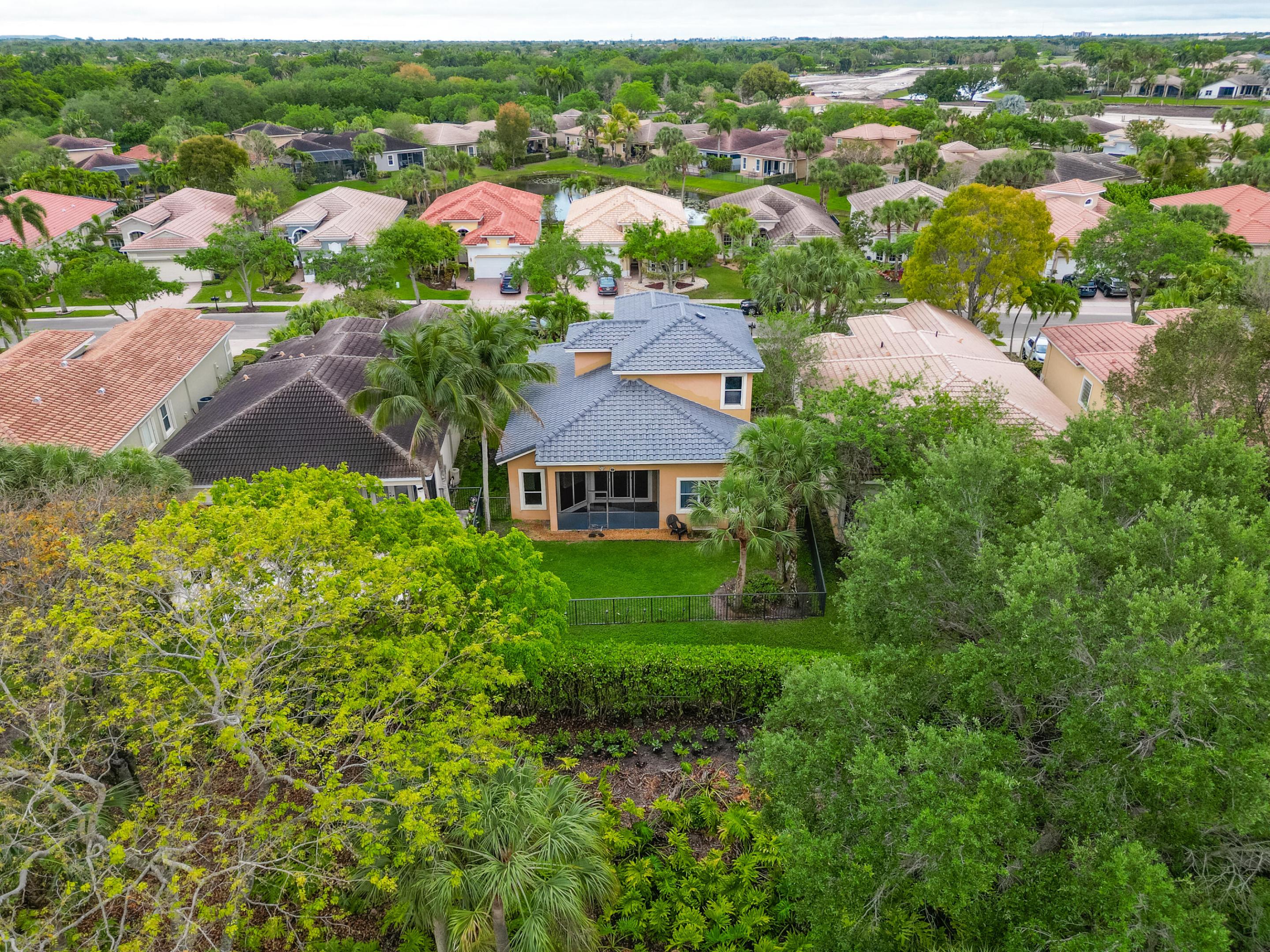 Heron Bay East 169-105 B - Residential