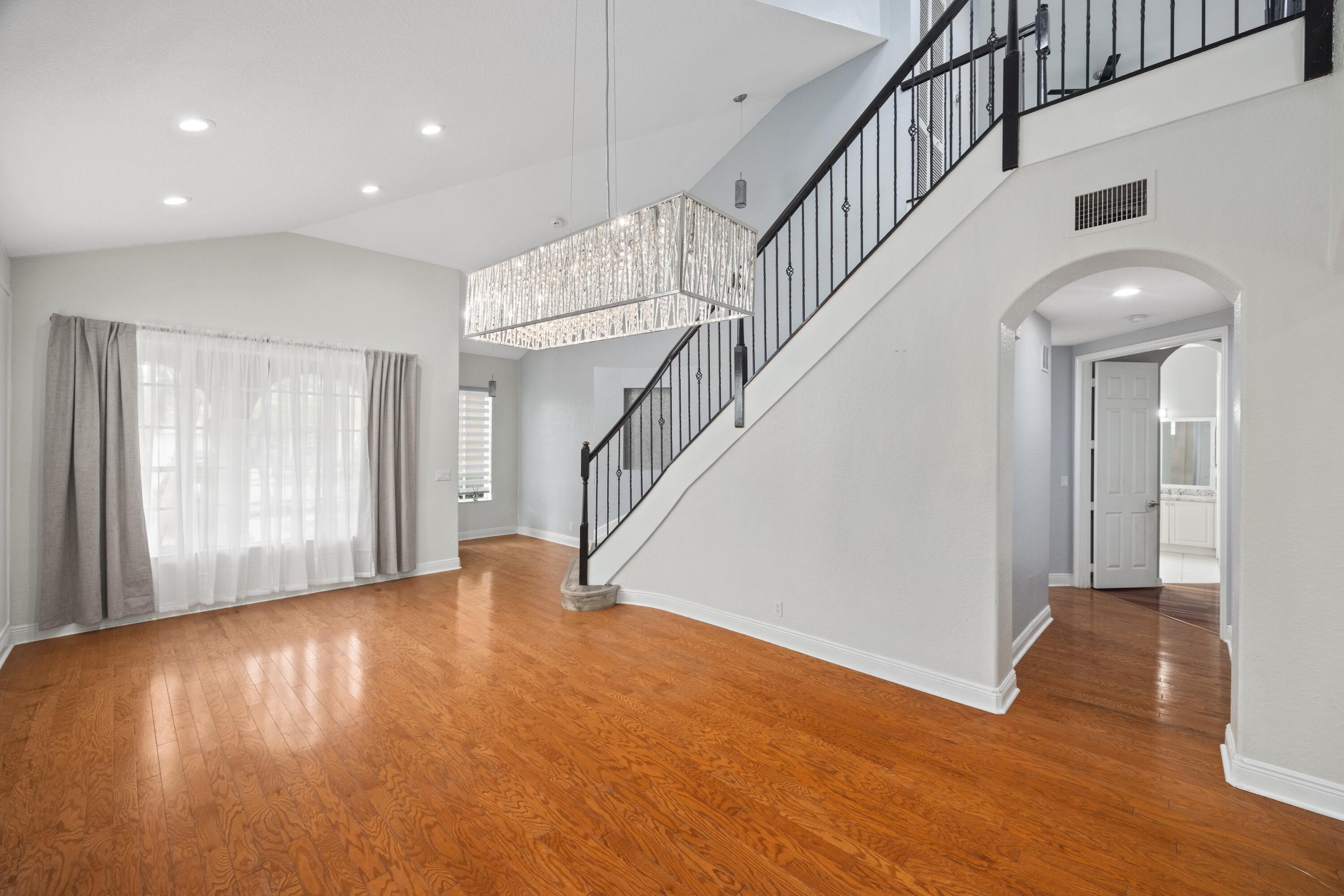 Heron Bay East 169-105 B - Residential