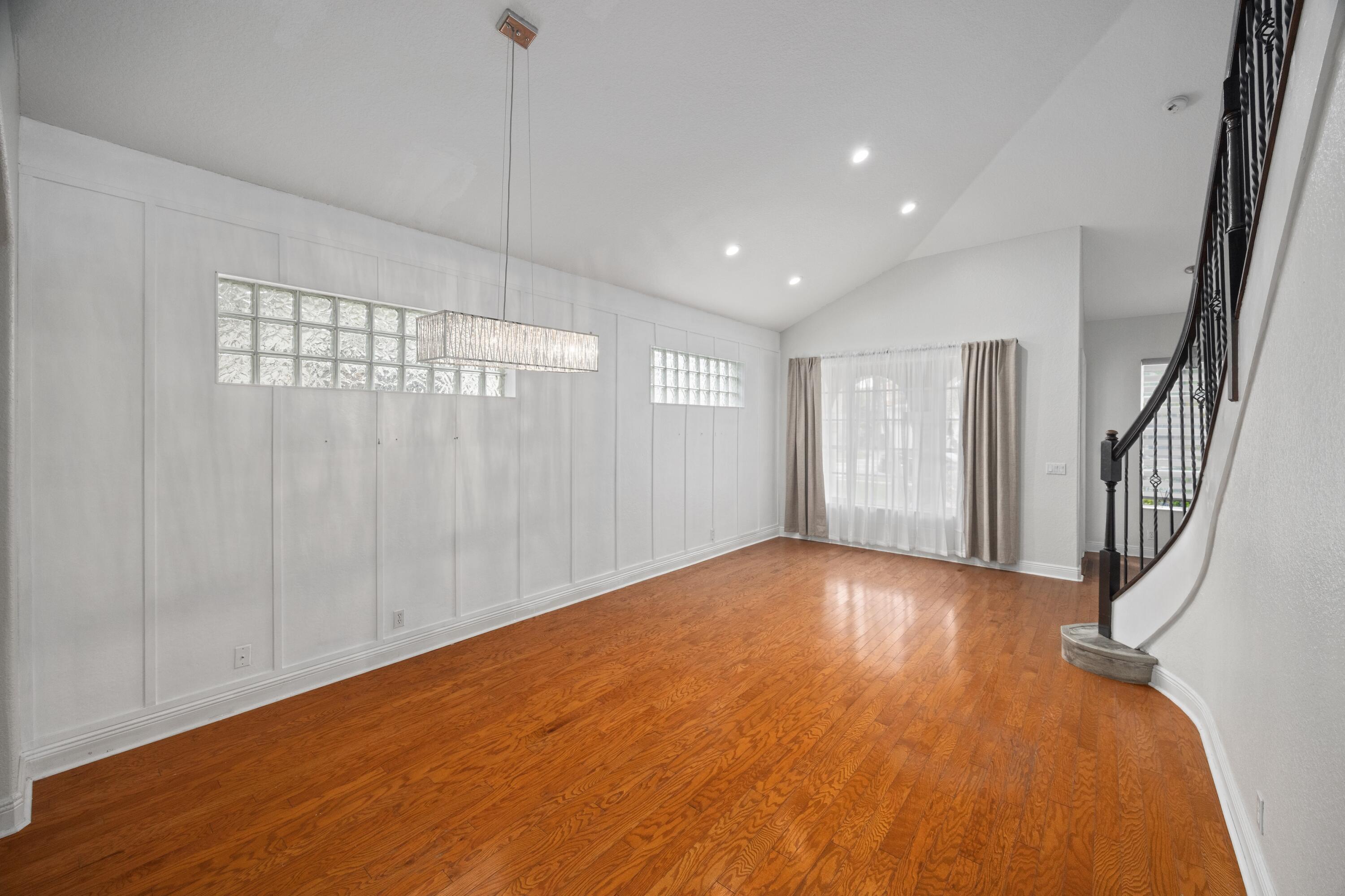 Heron Bay East 169-105 B - Residential