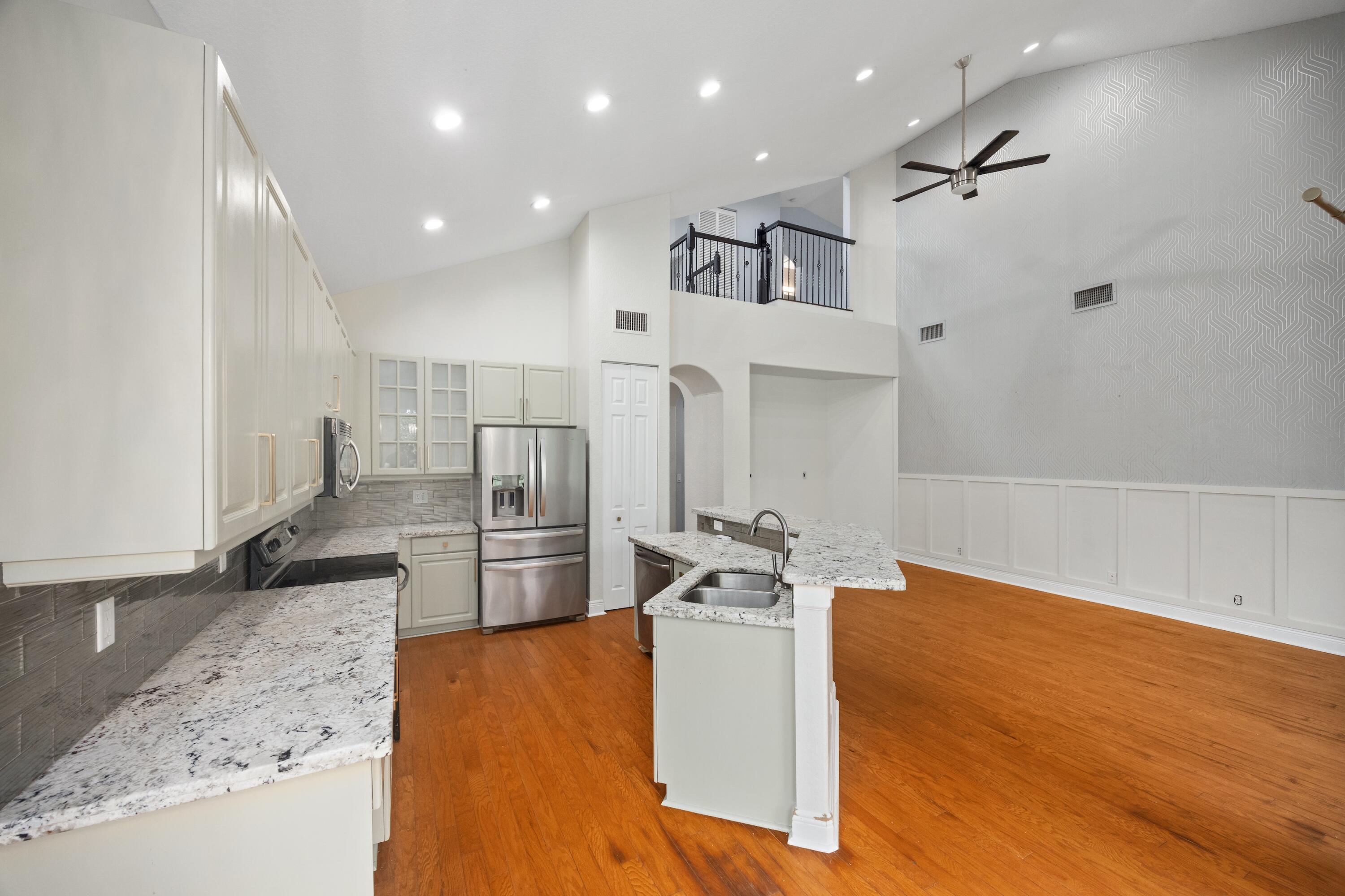 Heron Bay East 169-105 B - Residential