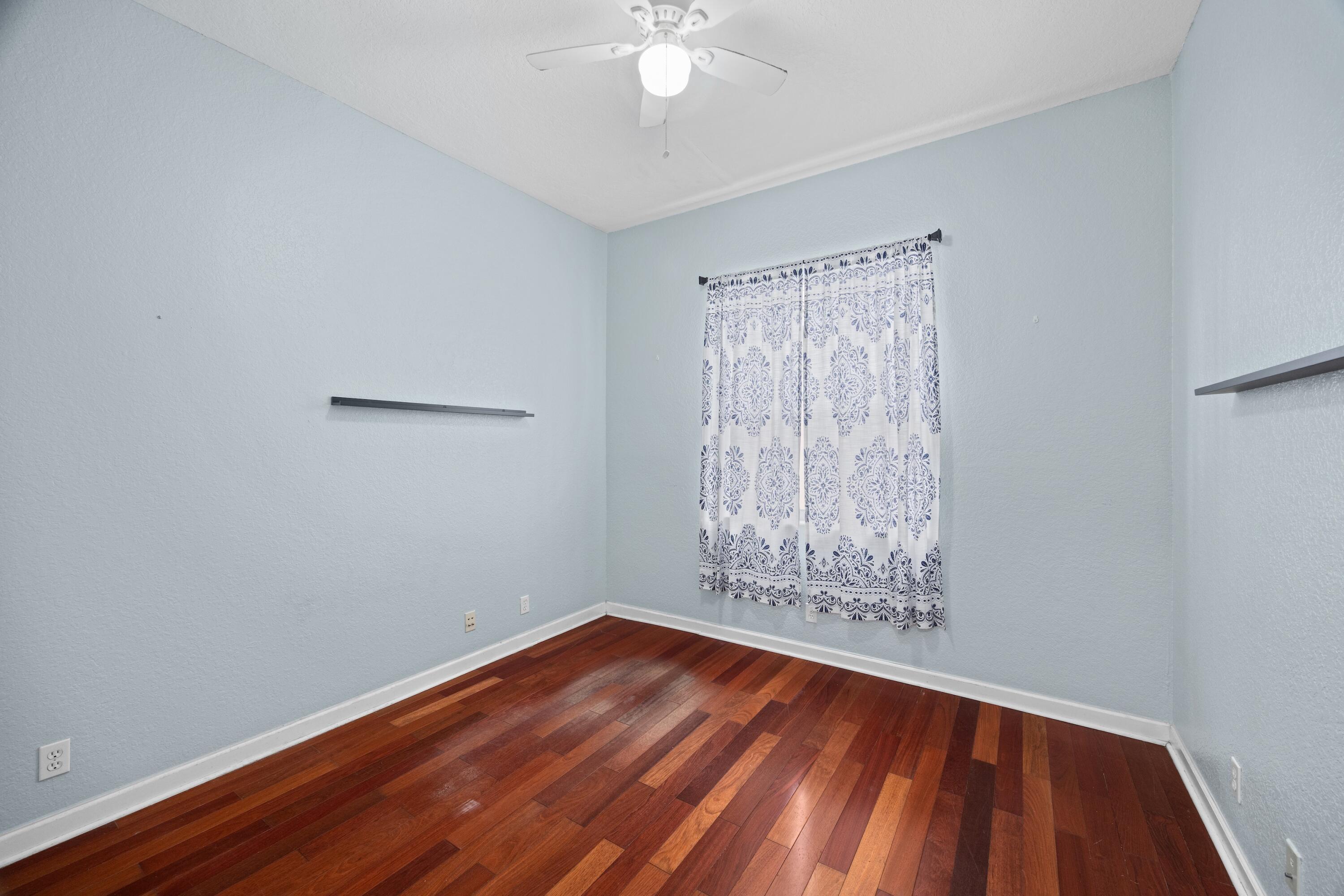 Heron Bay East 169-105 B - Residential