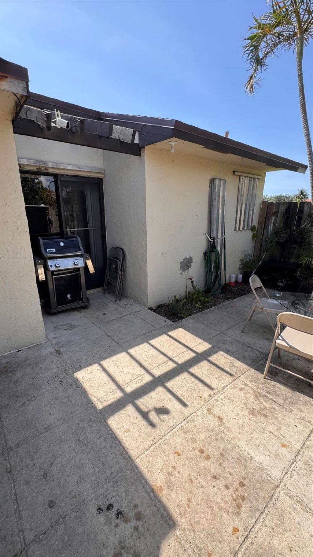 Photo of 1301 Waterview Circle, Palm Springs, FL 33461 (MLS # R11095593)