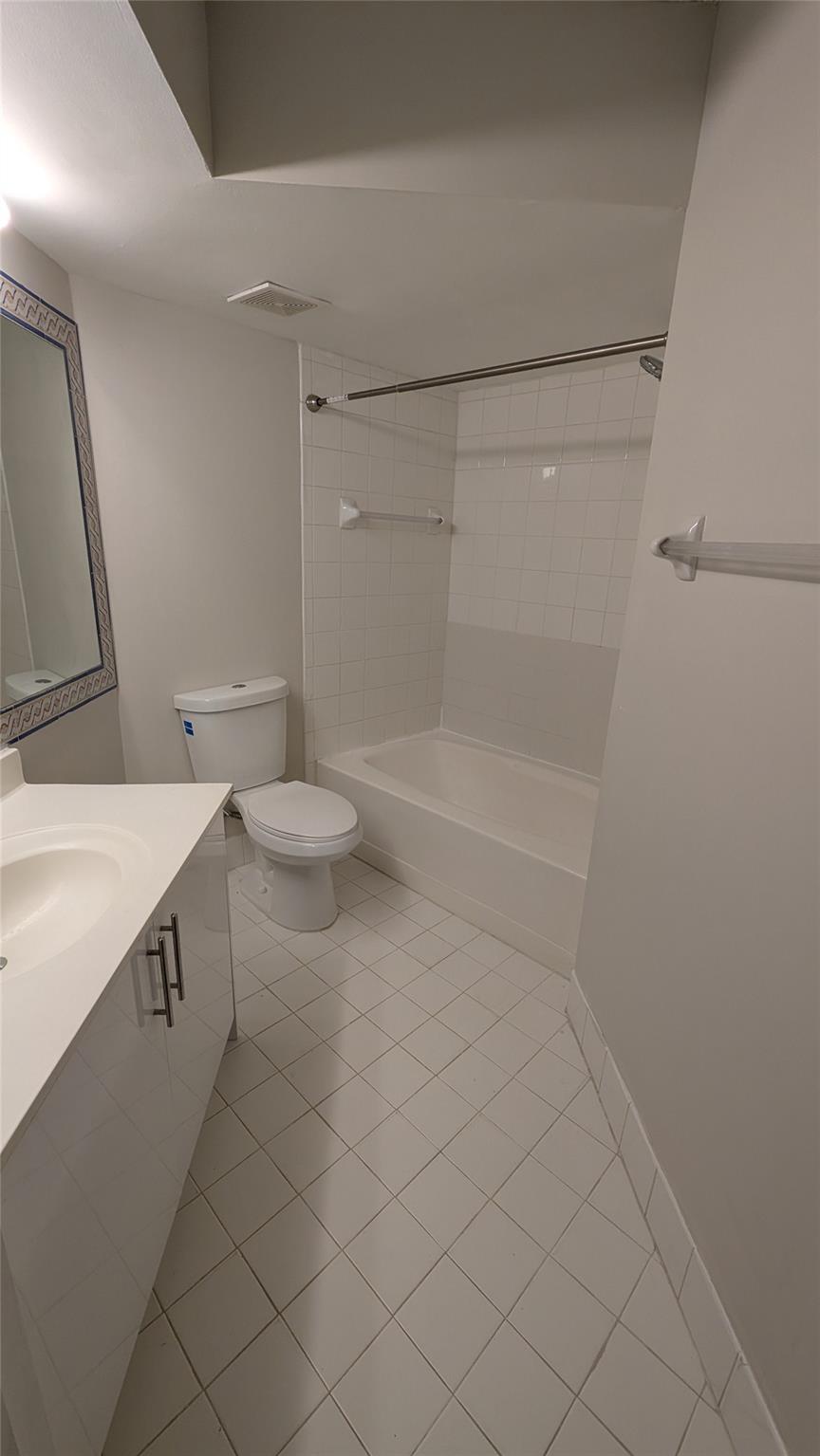 La Via Condo - Residential Lease