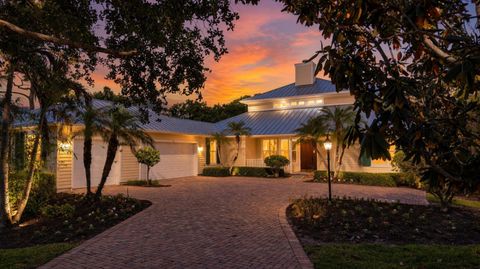 Photo of 230 Oak Hammock Court SW, Vero Beach, FL 32962 (MLS # B26019986)