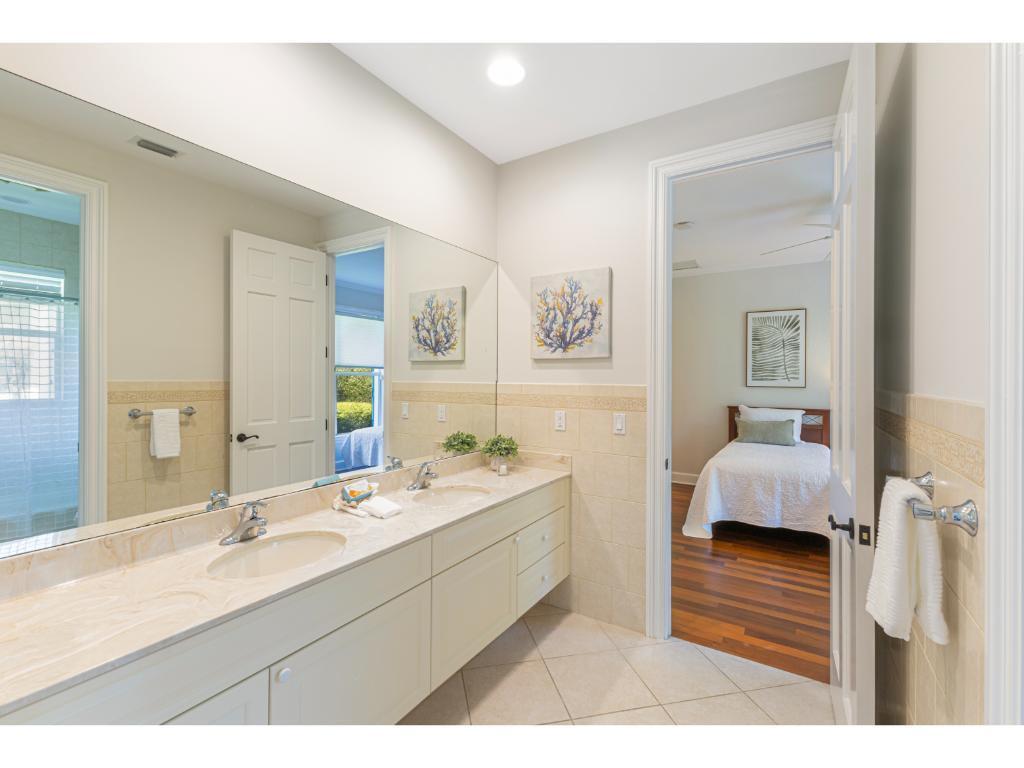 INDIAN RIVER CLUB PLAT NO 7 OAK HAMMOCK - Residential