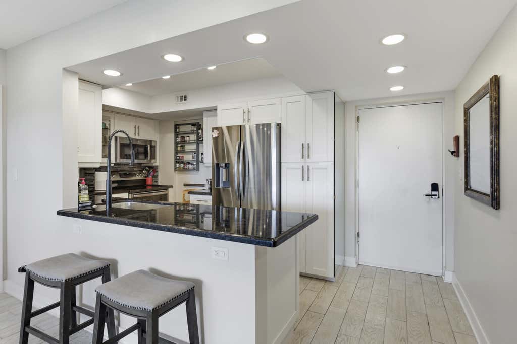 Photo of 1000 RIVER REACH Drive #516, Fort Lauderdale, FL 33315 (MLS # B26057457)