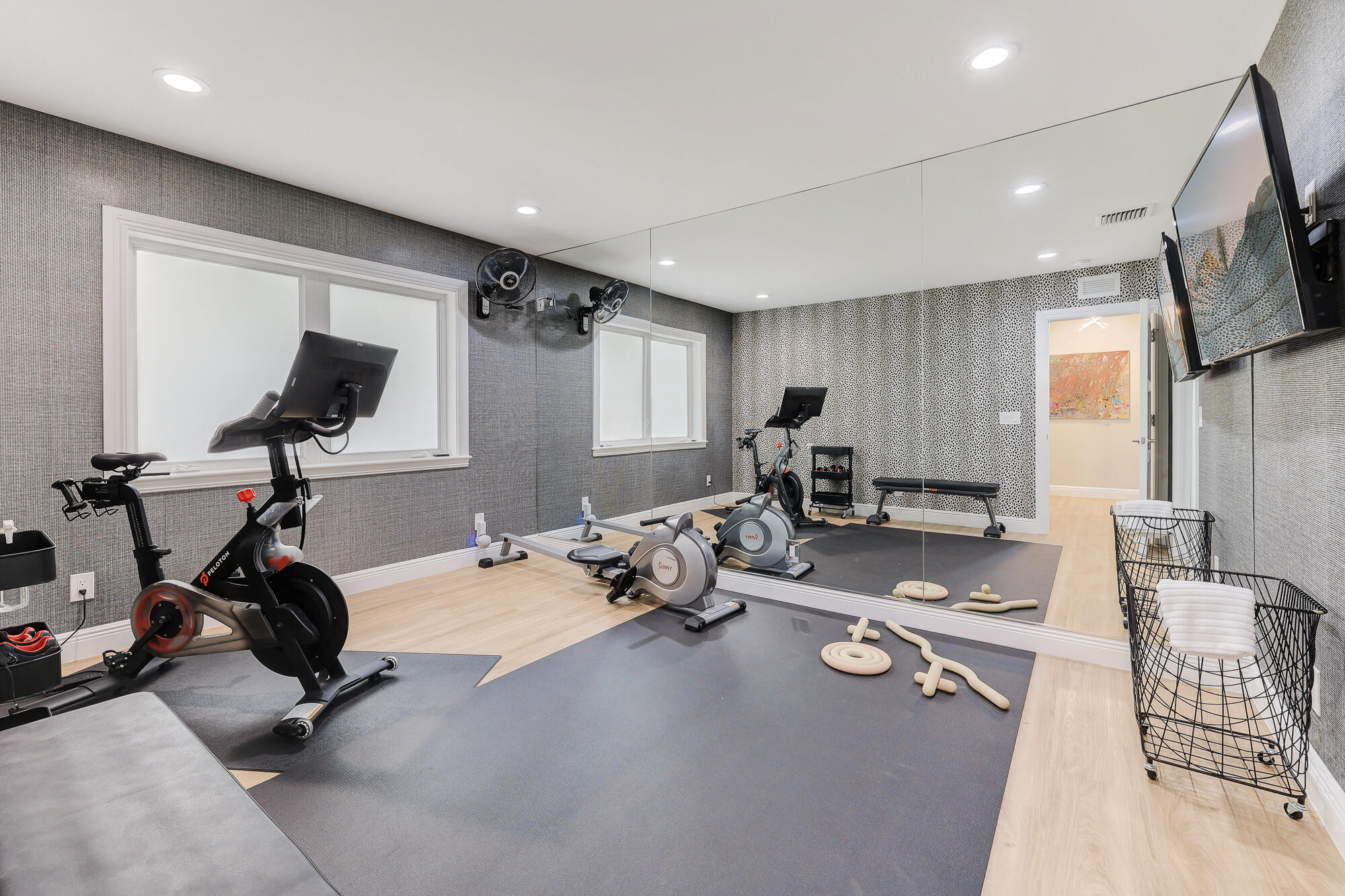 CYPRESS POINT - Residential