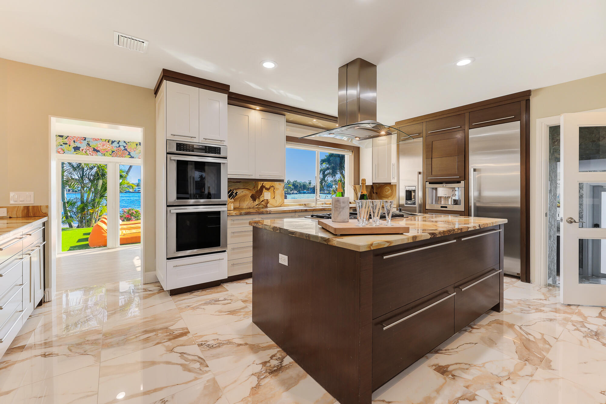 CYPRESS POINT - Residential