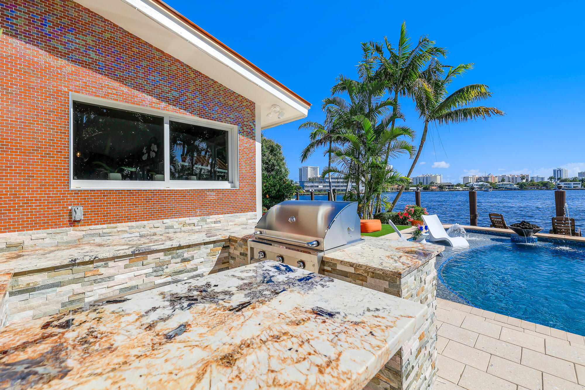 CYPRESS POINT - Residential