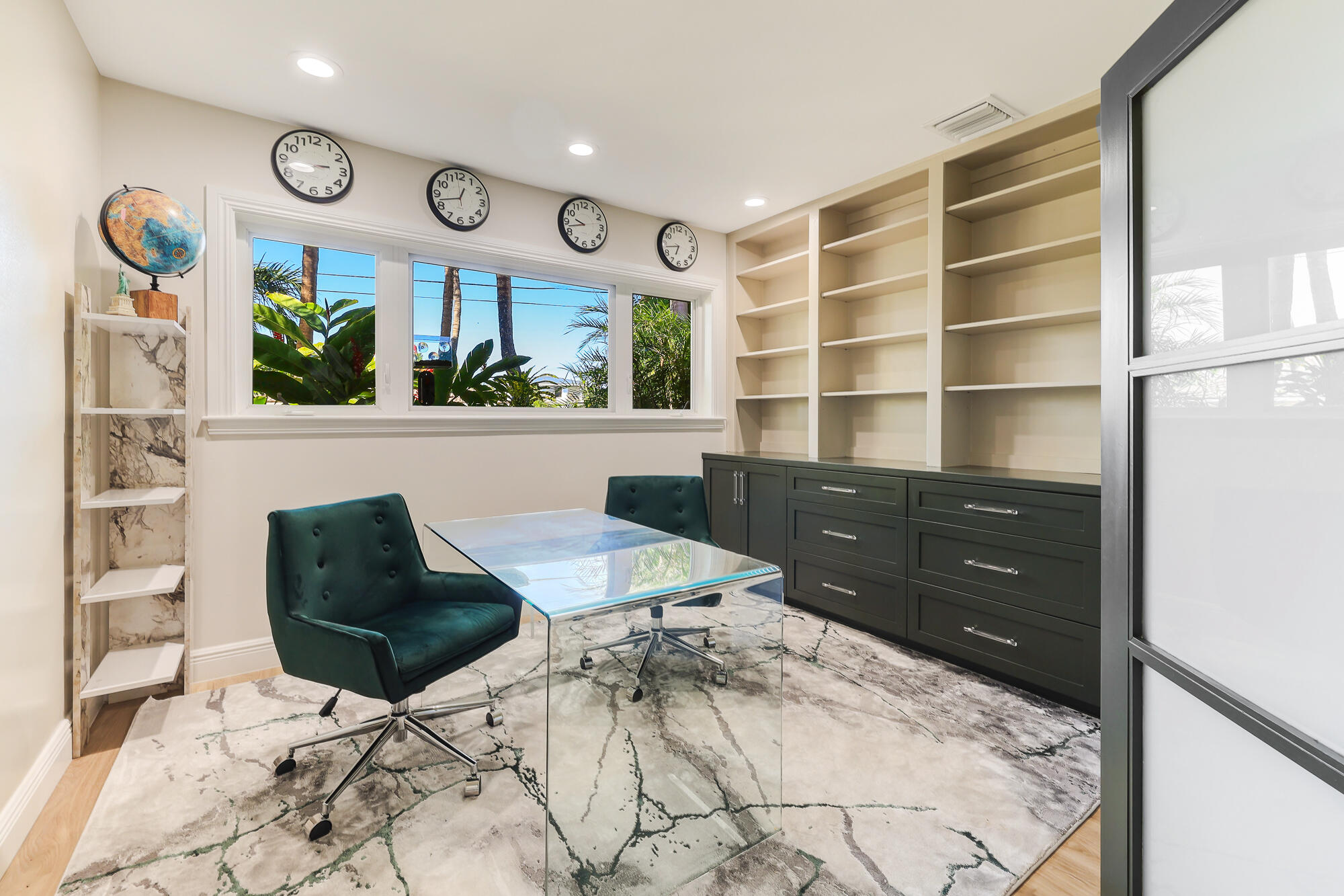 CYPRESS POINT - Residential