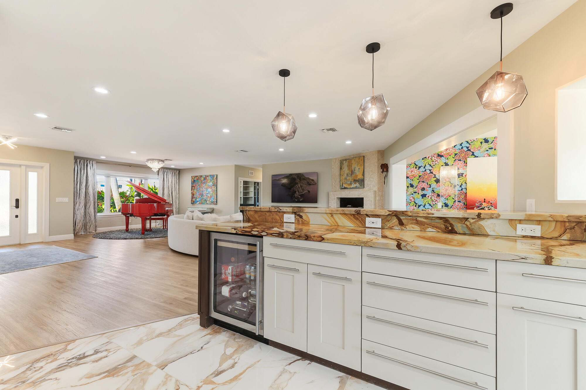 CYPRESS POINT - Residential