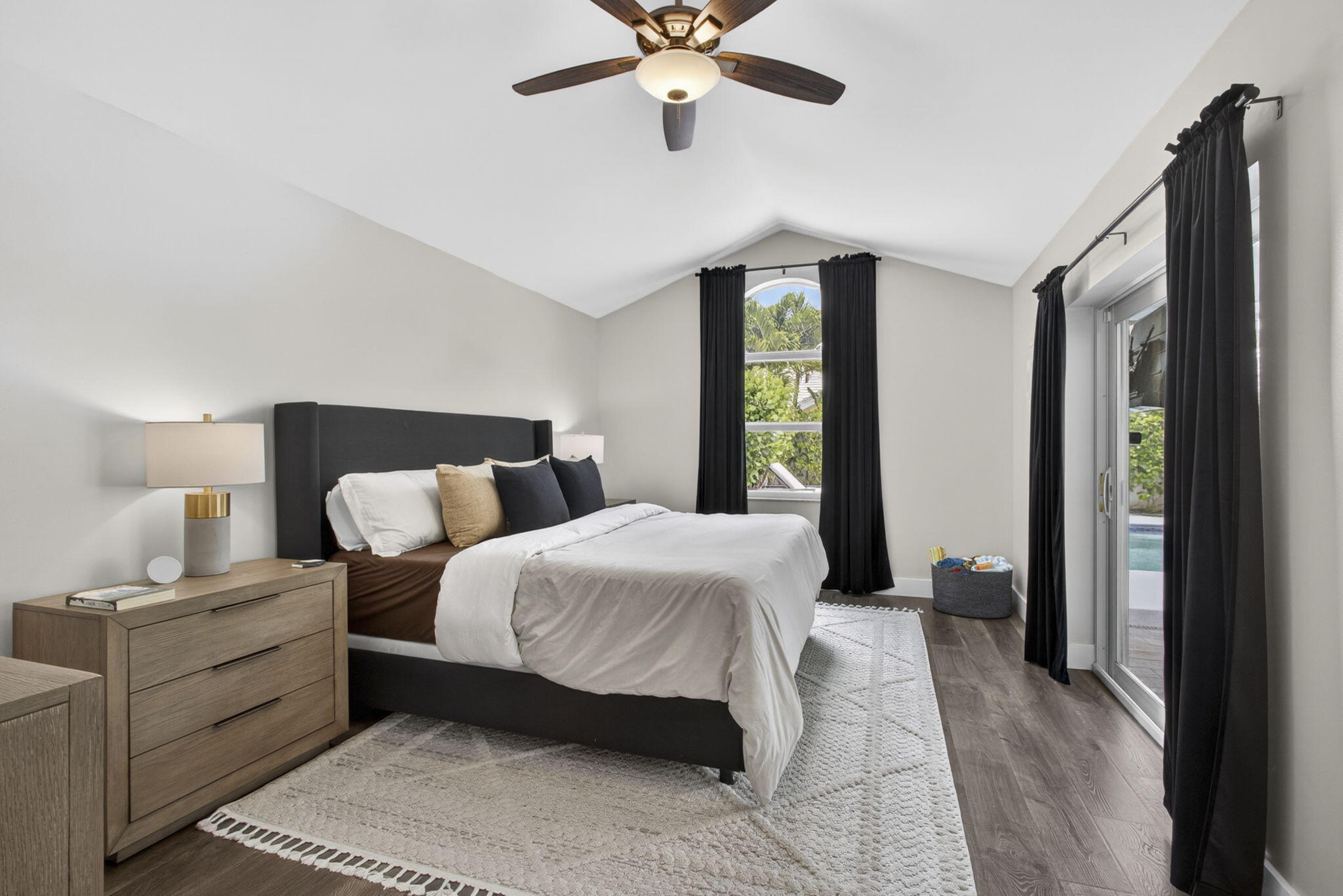 BEAR ISLAND - Residential