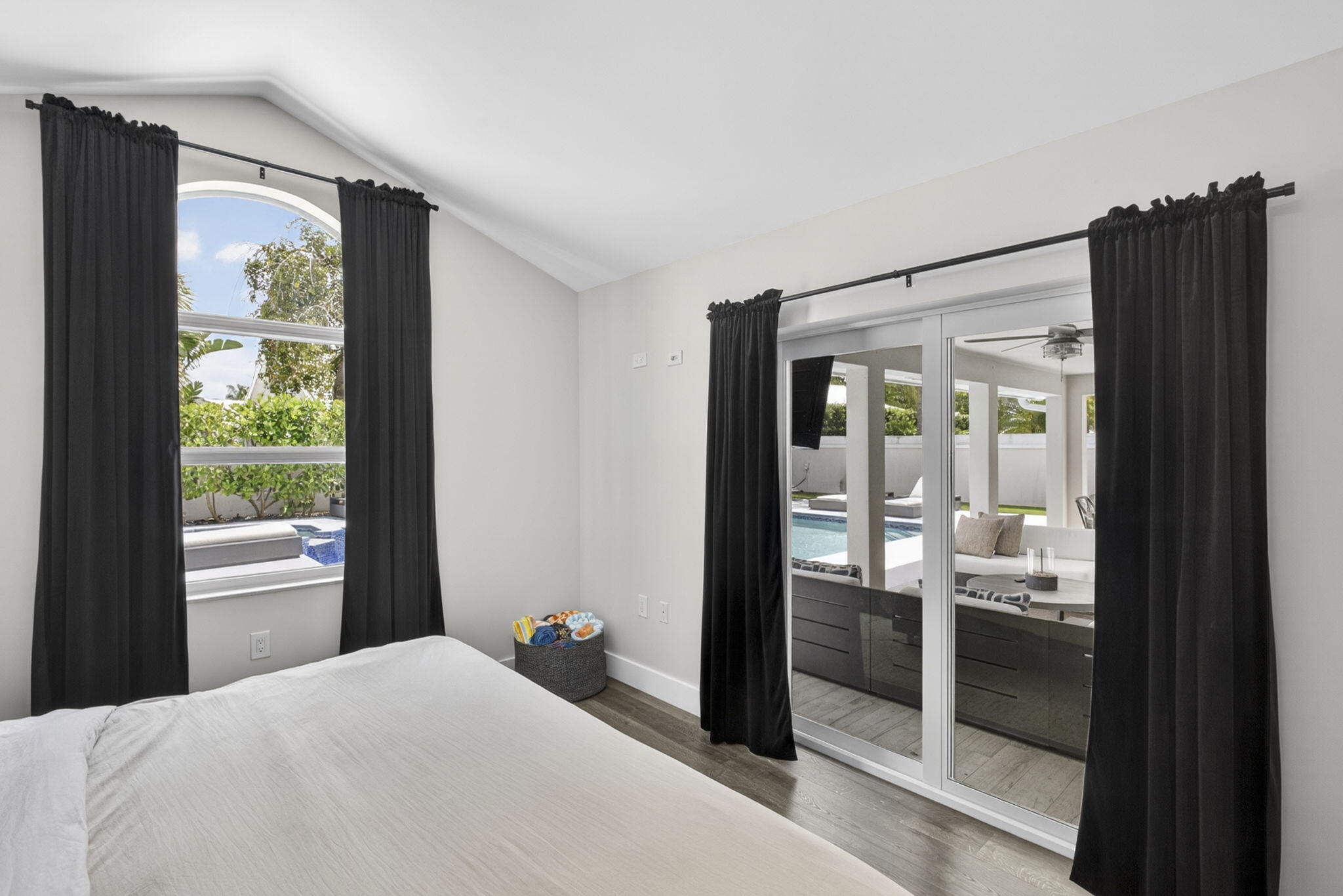 BEAR ISLAND - Residential