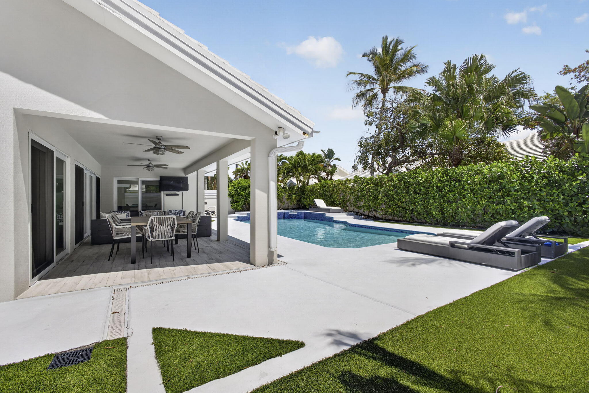 2760 White Wing Lane