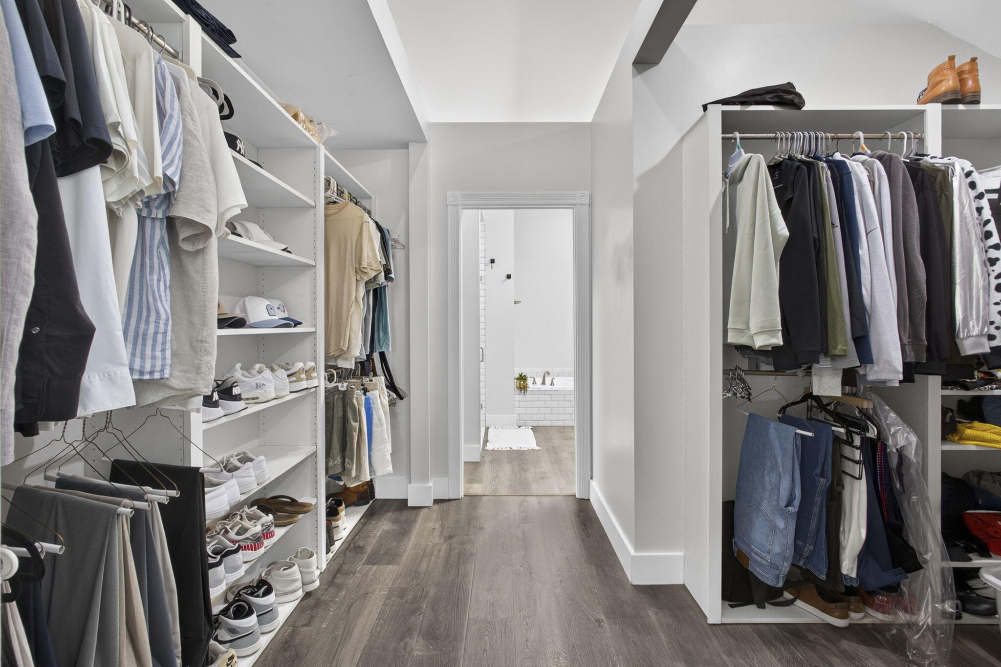 BEAR ISLAND - Residential