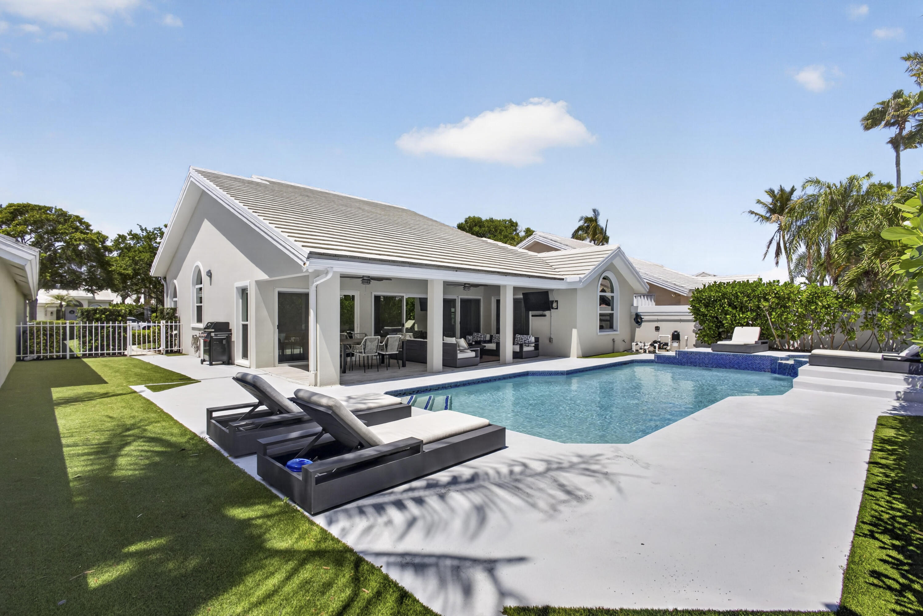 2760 White Wing Lane