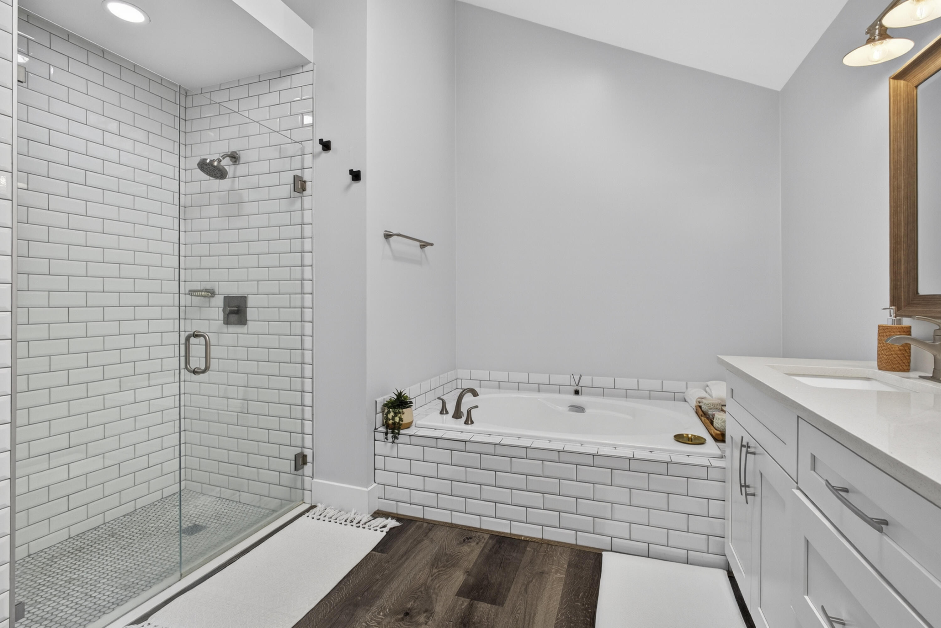 BEAR ISLAND - Residential