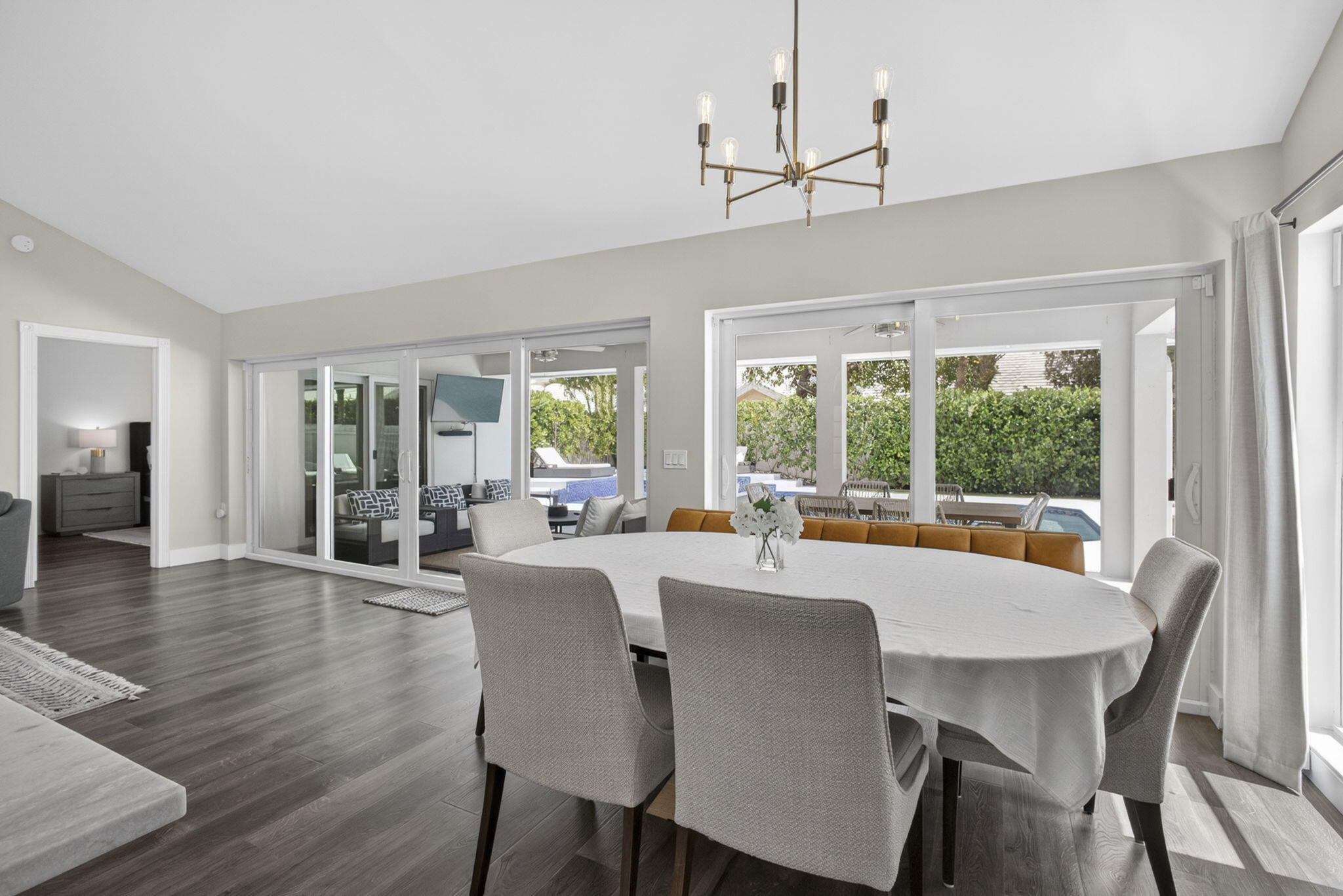 BEAR ISLAND - Residential