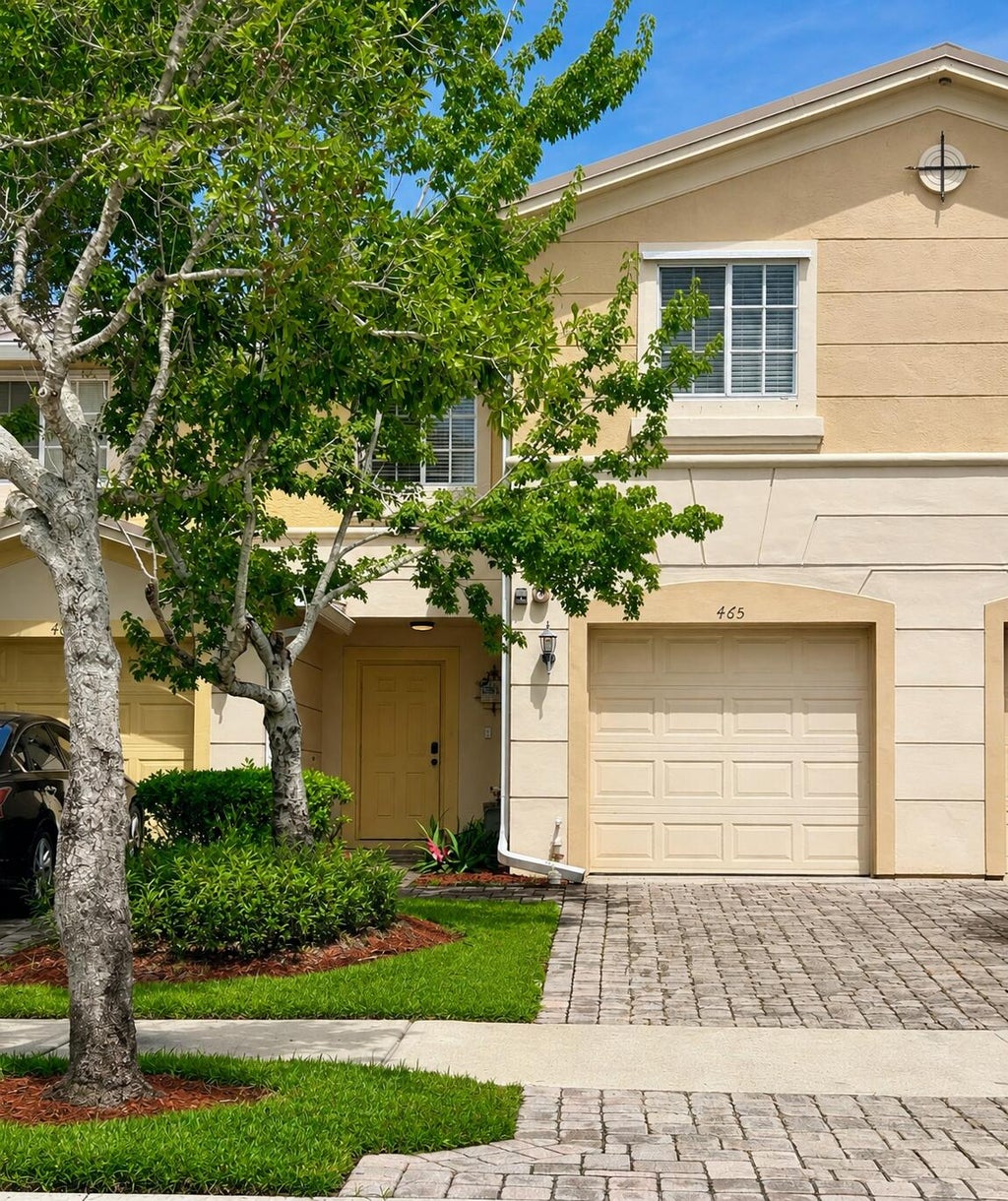 Photo of 465 SE Bloxham Way SE, Stuart, FL 34997 (MLS # B26071032)