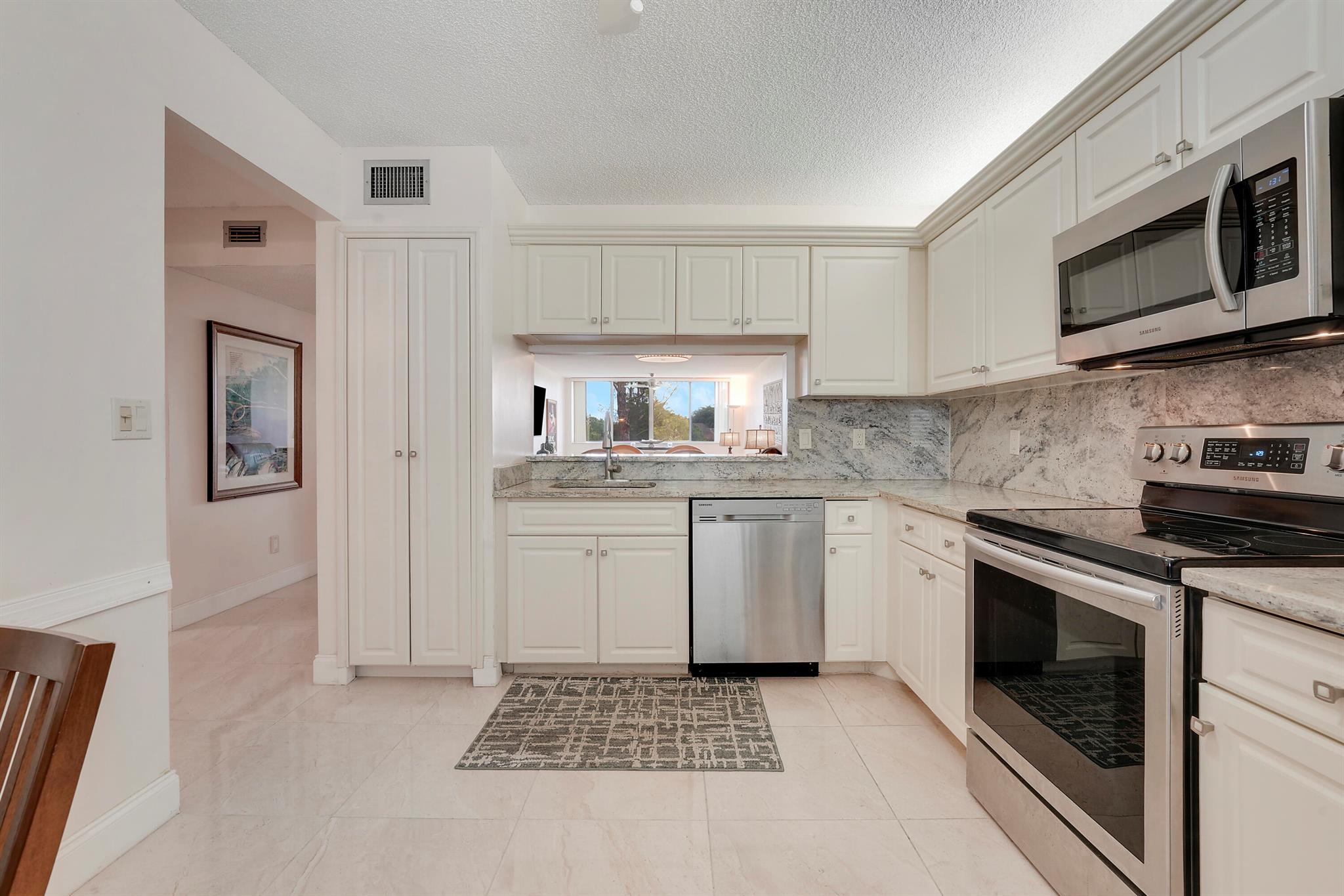 HAMLET AT POINCIANA CONDO - Residential Lease