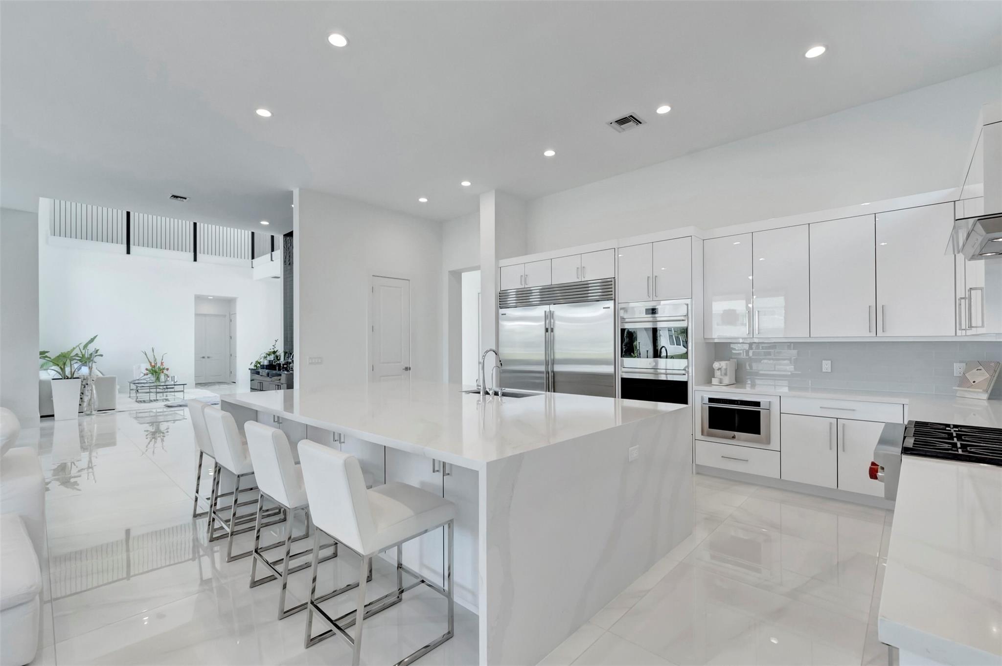 ROYAL PALM POLO - Residential