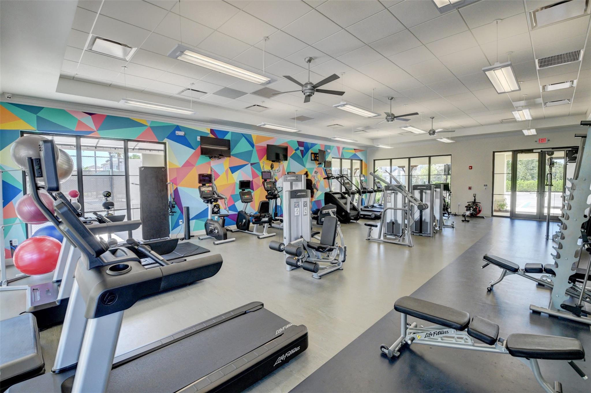 ROYAL PALM POLO - Residential