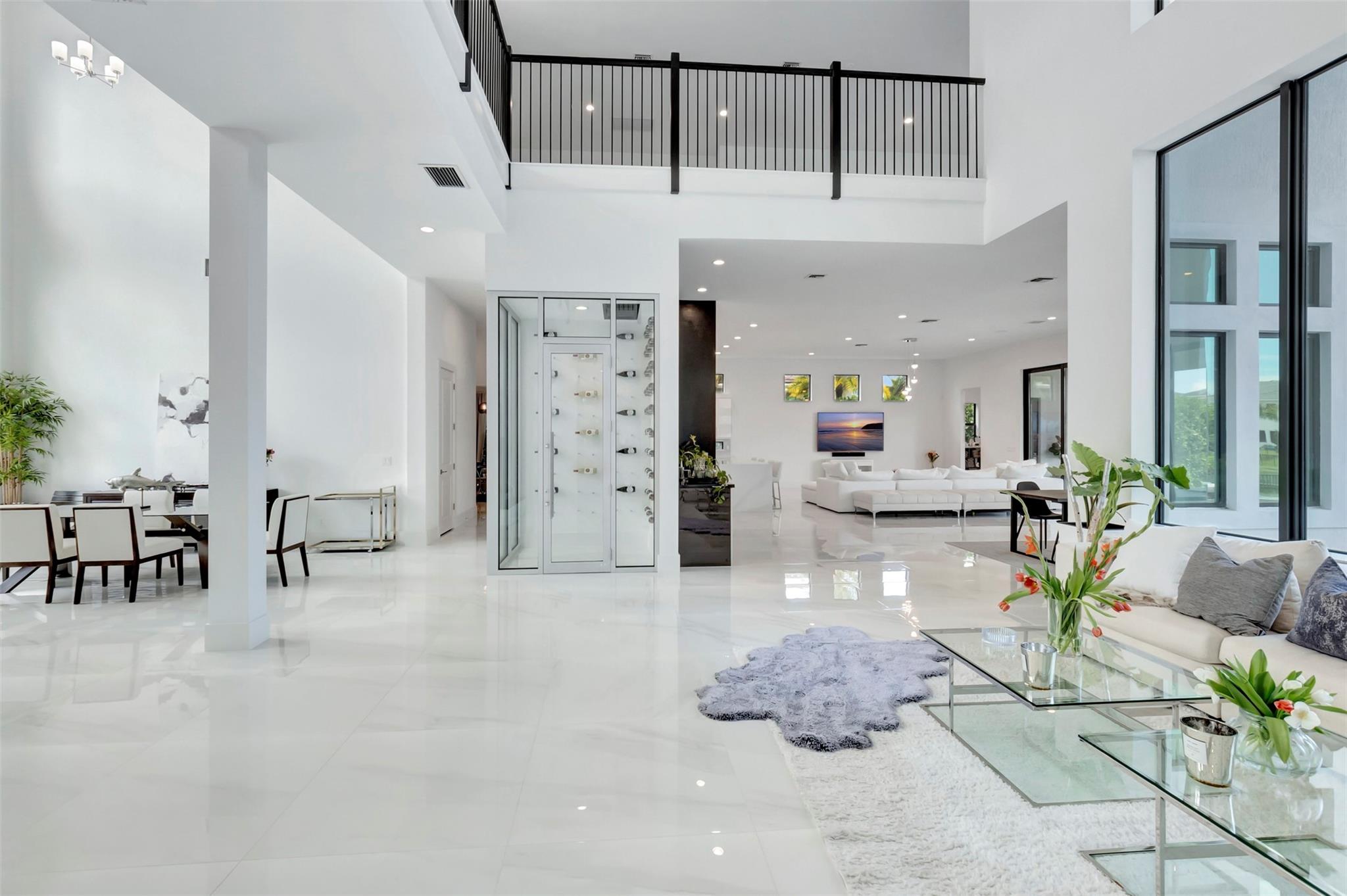 ROYAL PALM POLO - Residential