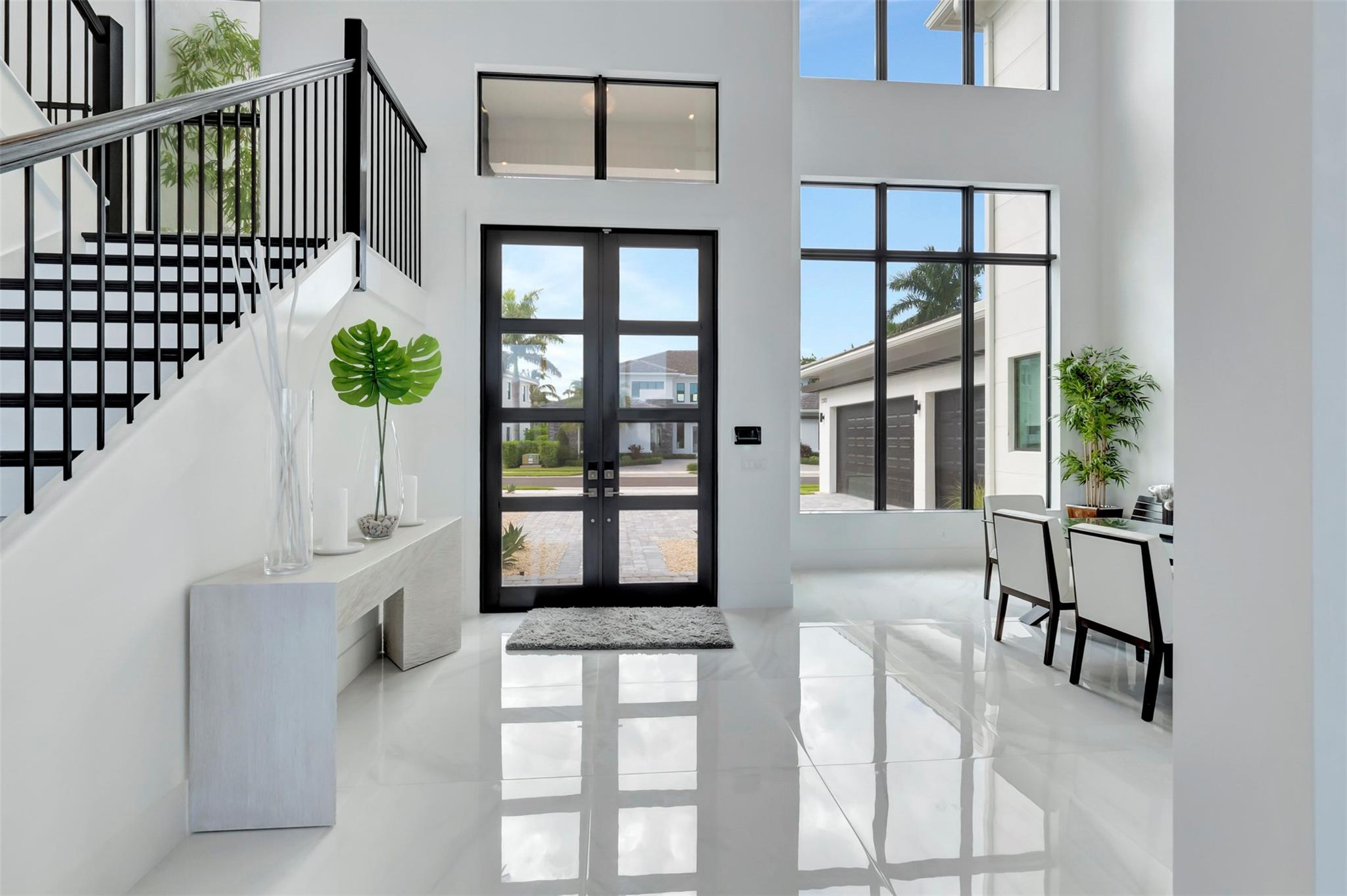 ROYAL PALM POLO - Residential