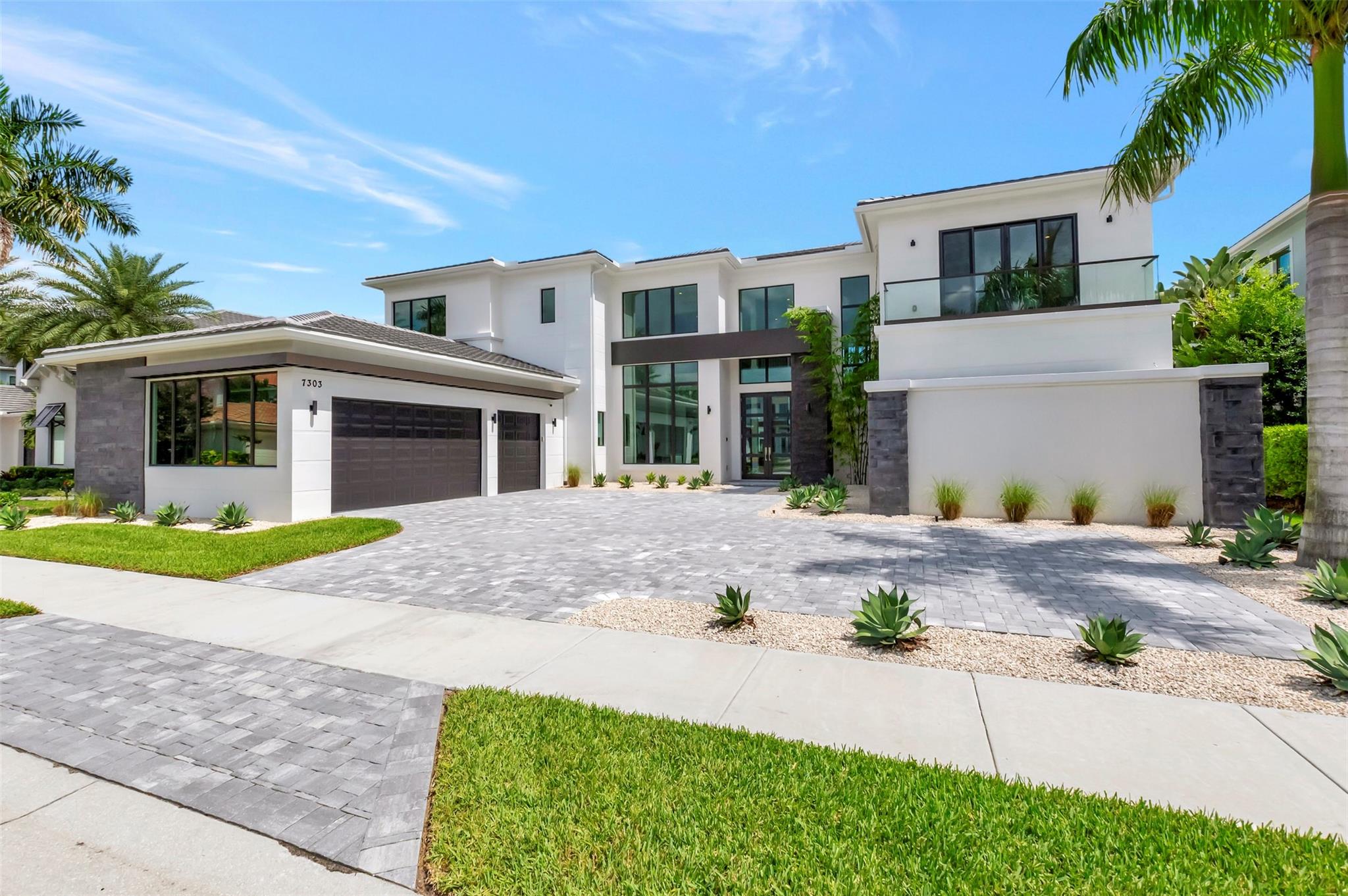 ROYAL PALM POLO - Residential