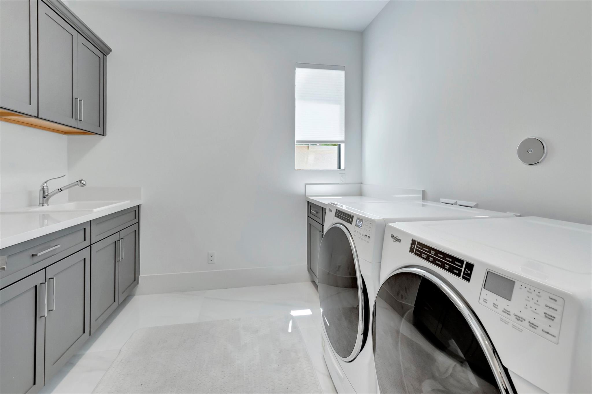 ROYAL PALM POLO - Residential