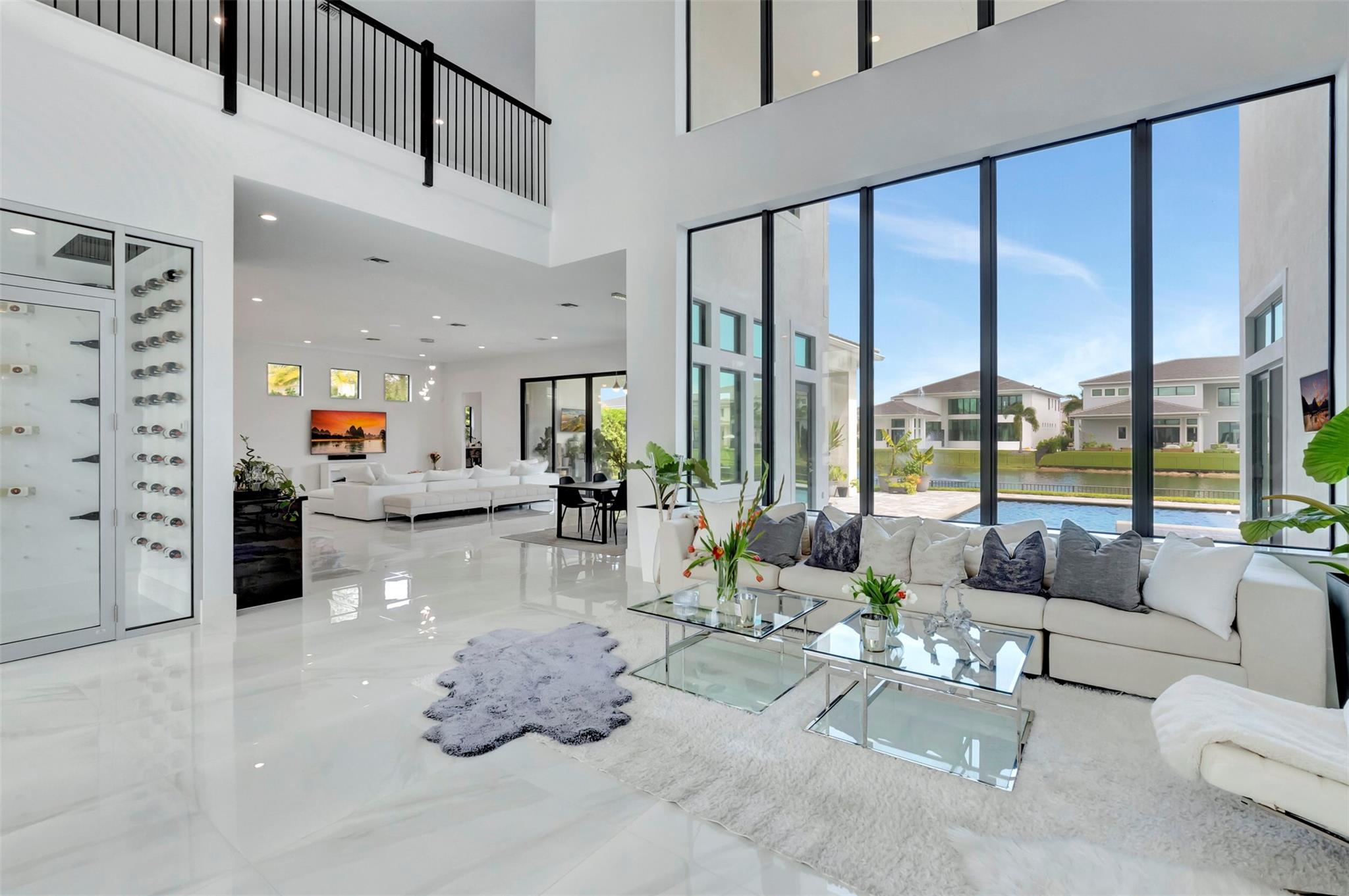 ROYAL PALM POLO - Residential