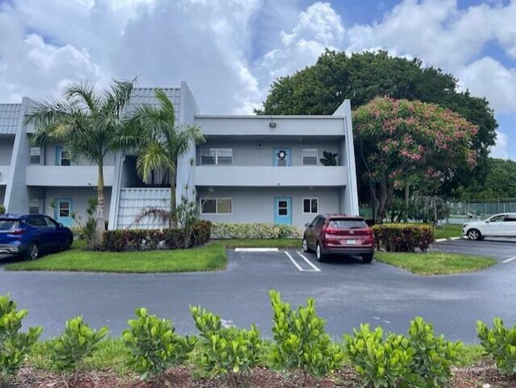 Photo of 2600 Fiore Way #2140, Delray Beach, FL 33445 (MLS # R11110244)