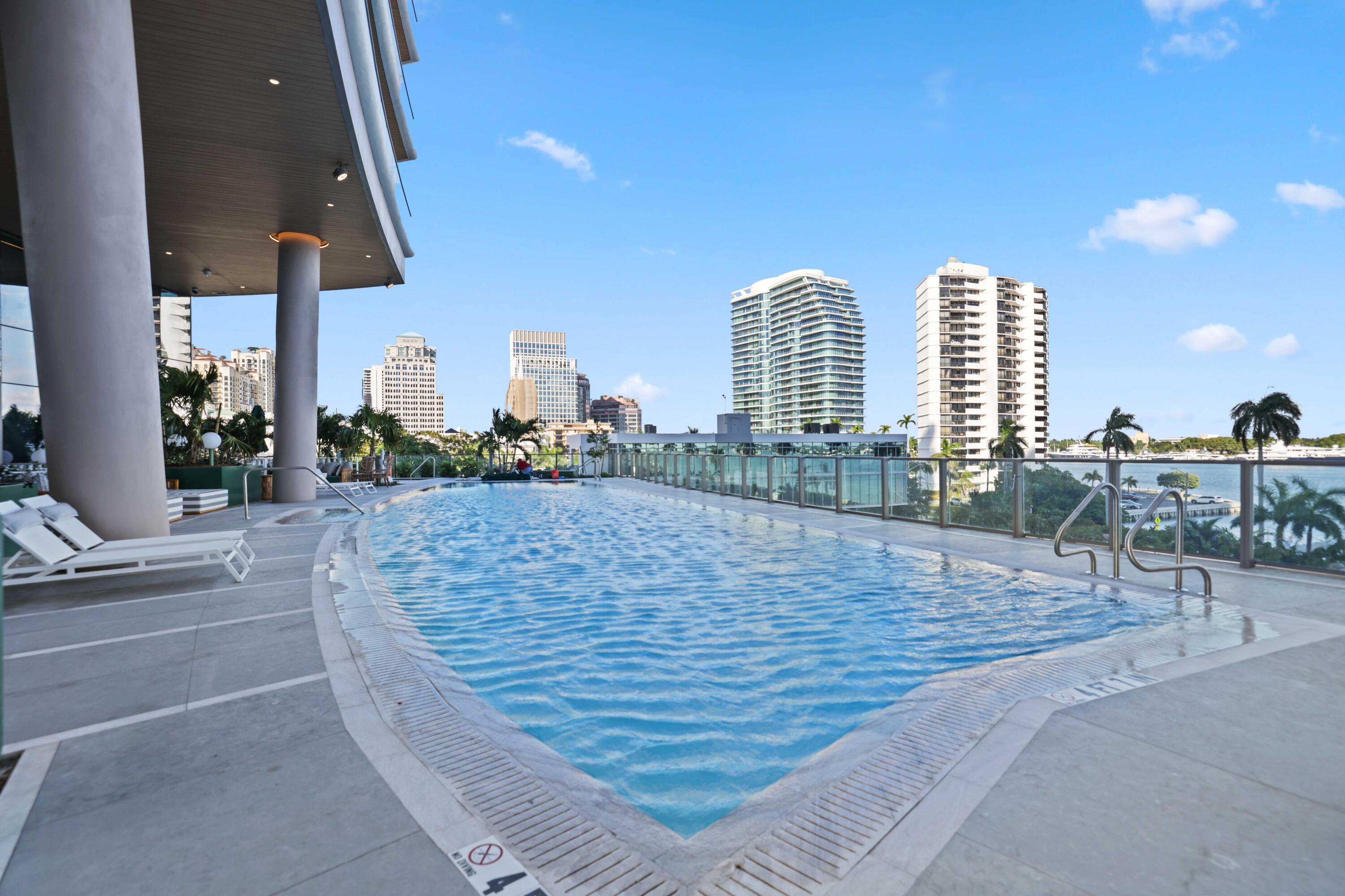 FORTE RESIDENCES CONDO - Residential