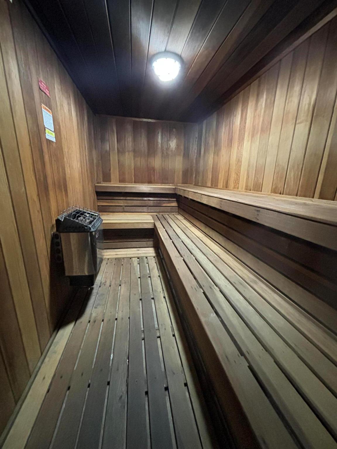 REGAL PALMS MAYFAIR COND - Residential