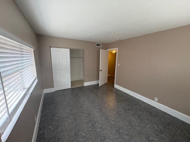 LAUDERHILL MANOR - Residential Lease