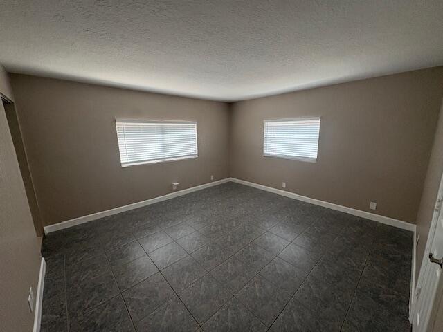 LAUDERHILL MANOR - Residential Lease