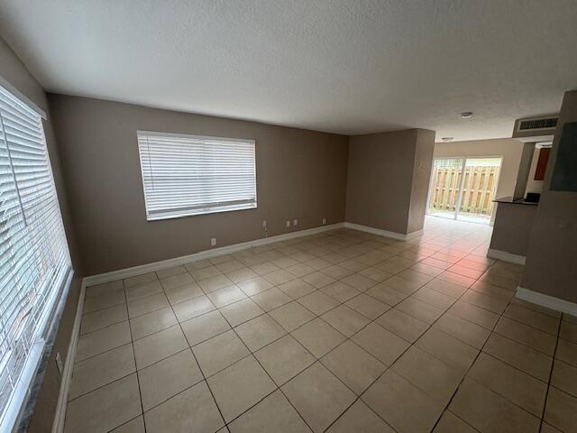 LAUDERHILL MANOR - Residential Lease