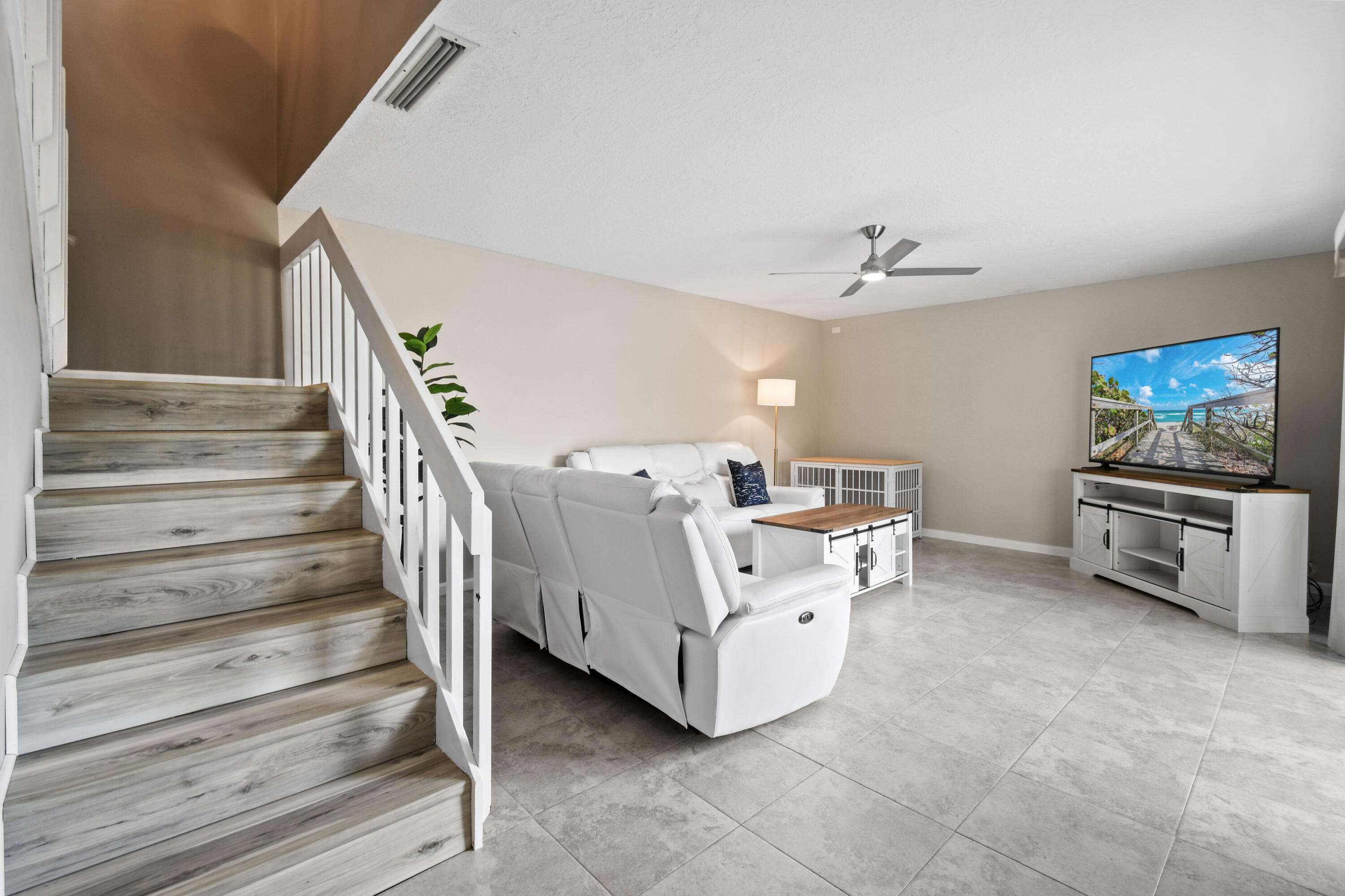 SIMS CREEK PH II - Residential