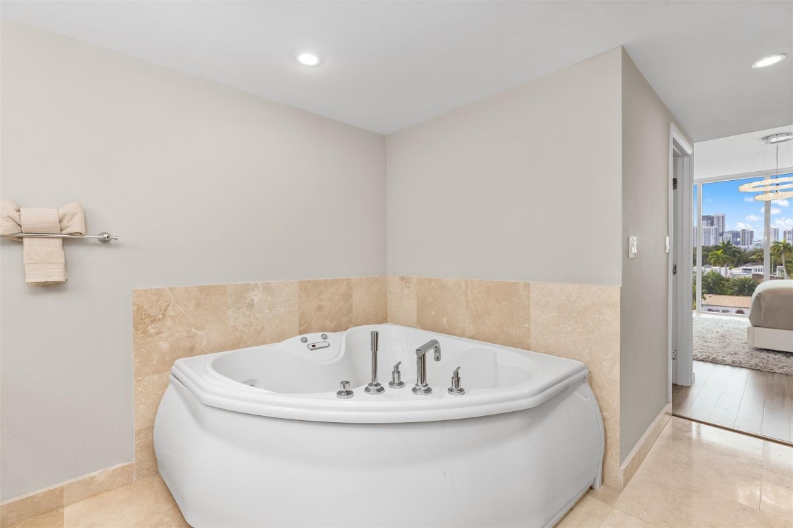 45 HENDRICKS CONDO - Residential Lease