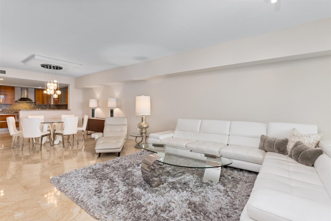 45 HENDRICKS CONDO - Residential Lease